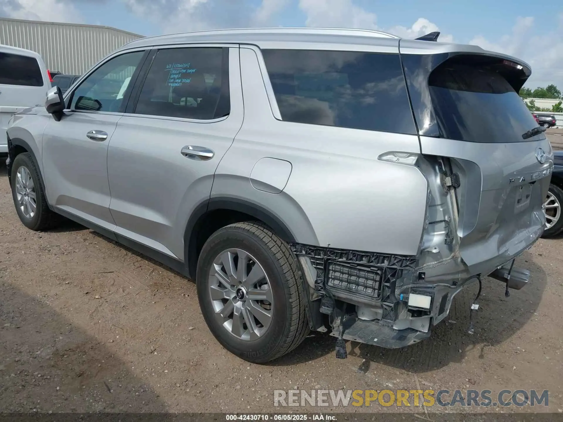 3 Photograph of a damaged car KM8R24GE3RU800173 HYUNDAI PALISADE 2024