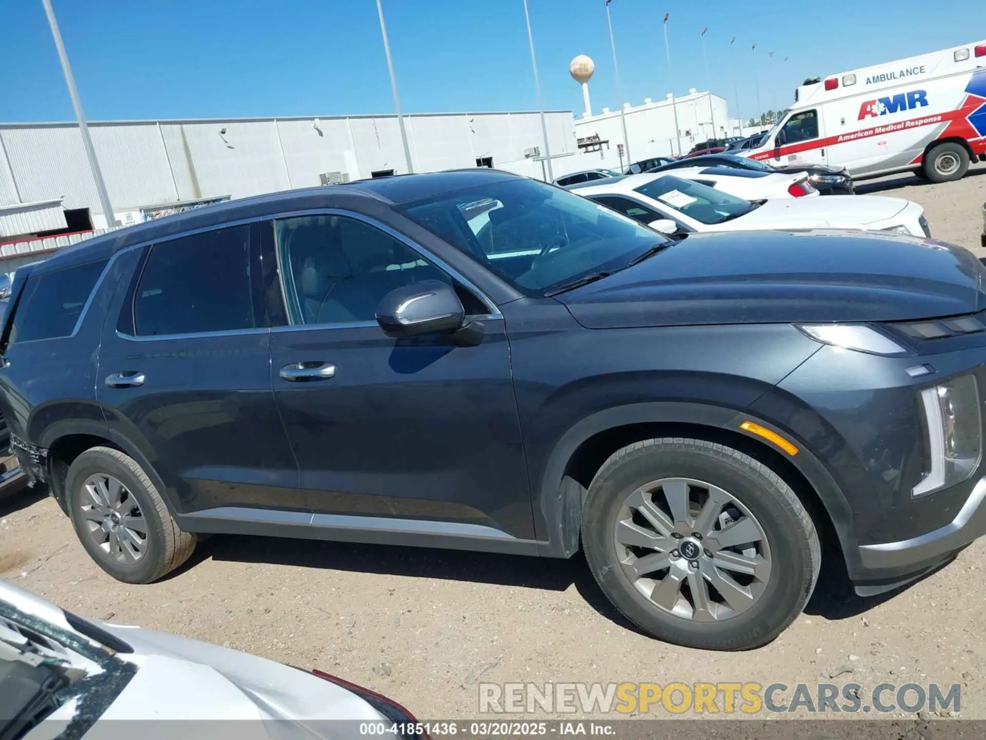 14 Photograph of a damaged car KM8R24GE8RU714034 HYUNDAI PALISADE 2024