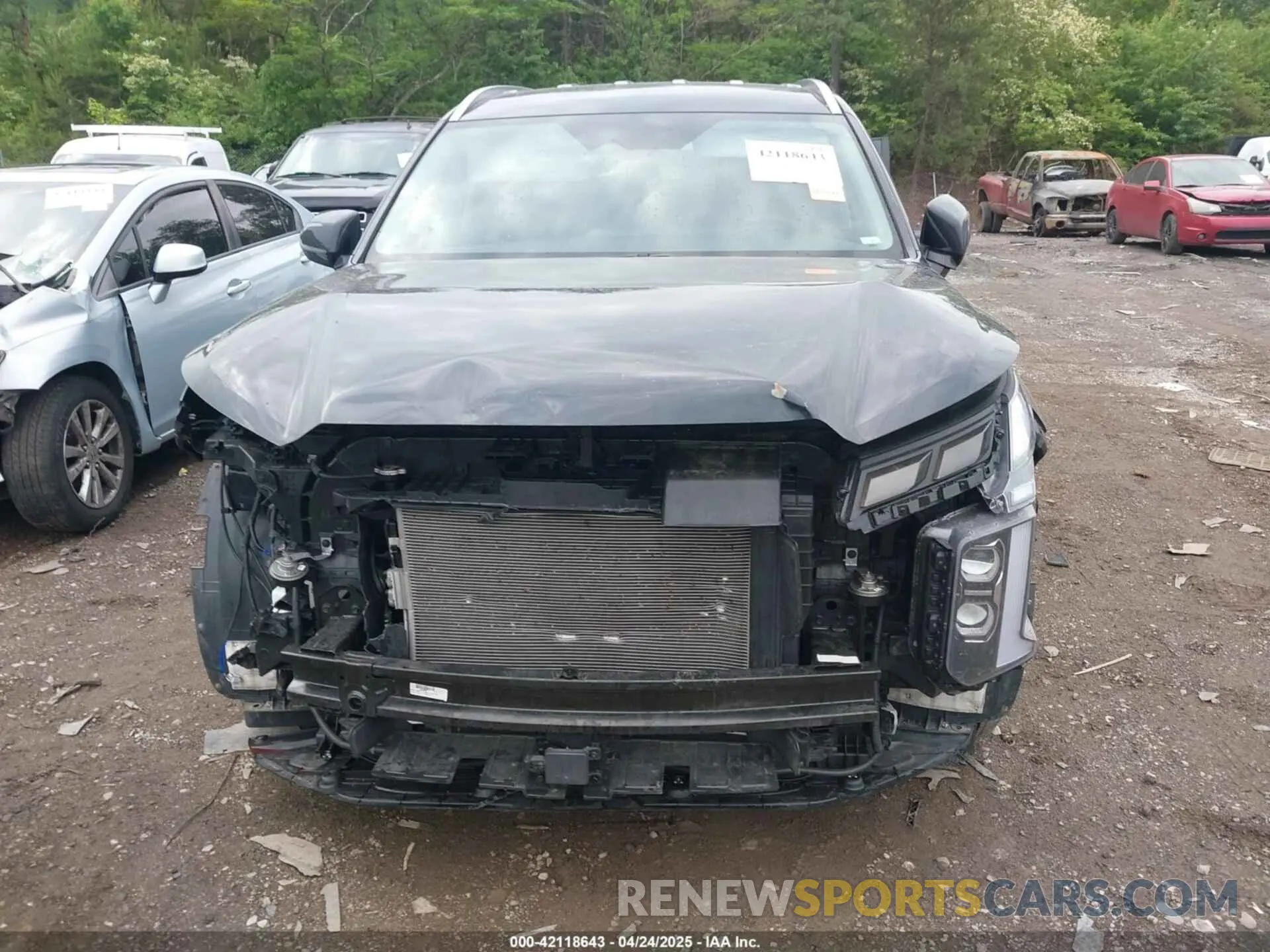 13 Photograph of a damaged car KM8R24GE9RU704029 HYUNDAI PALISADE 2024