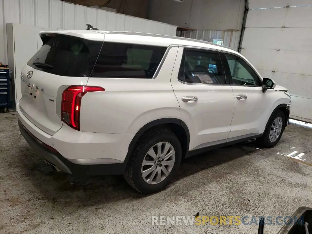 3 Photograph of a damaged car KM8R2DGE0RU789083 HYUNDAI PALISADE 2024
