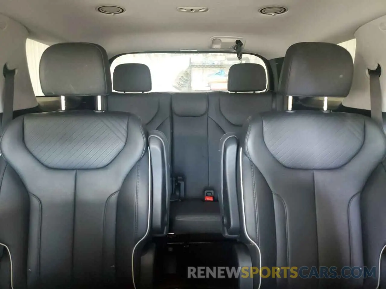 10 Photograph of a damaged car KM8R2DGE8RU784505 HYUNDAI PALISADE 2024