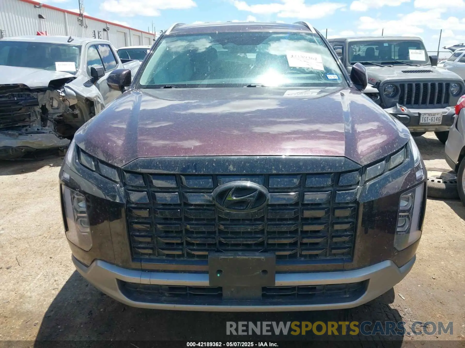 12 Photograph of a damaged car KM8R2DGE9RU660632 HYUNDAI PALISADE 2024