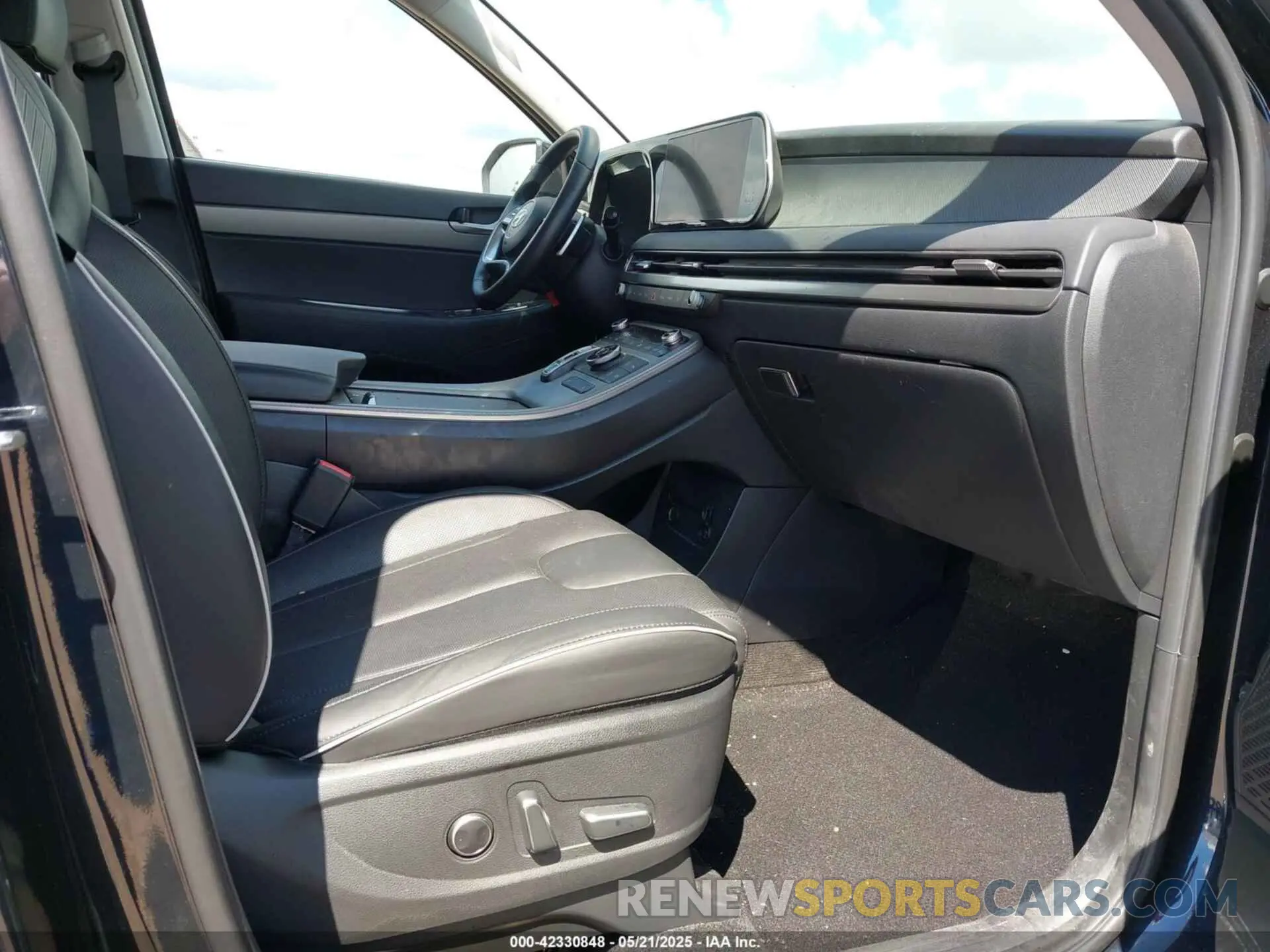 5 Photograph of a damaged car KM8R2DGEXRU659957 HYUNDAI PALISADE 2024