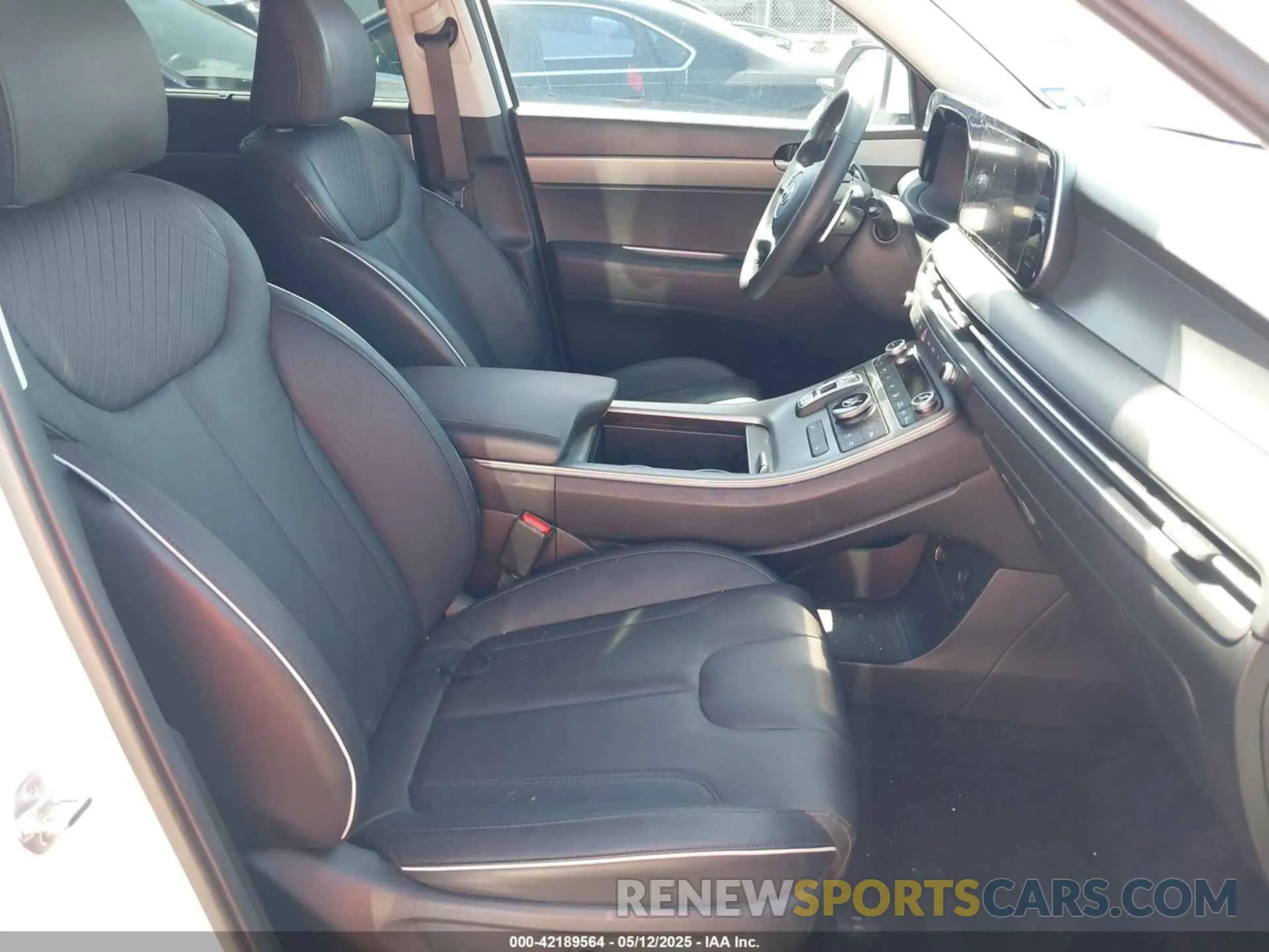 5 Photograph of a damaged car KM8R34GE2RU725138 HYUNDAI PALISADE 2024