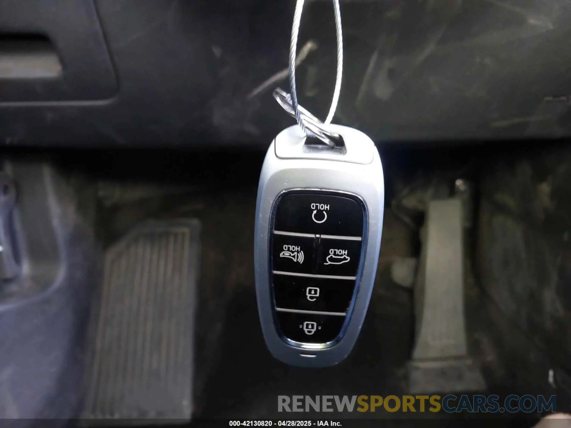 11 Photograph of a damaged car KM8R34GE3RU699746 HYUNDAI PALISADE 2024