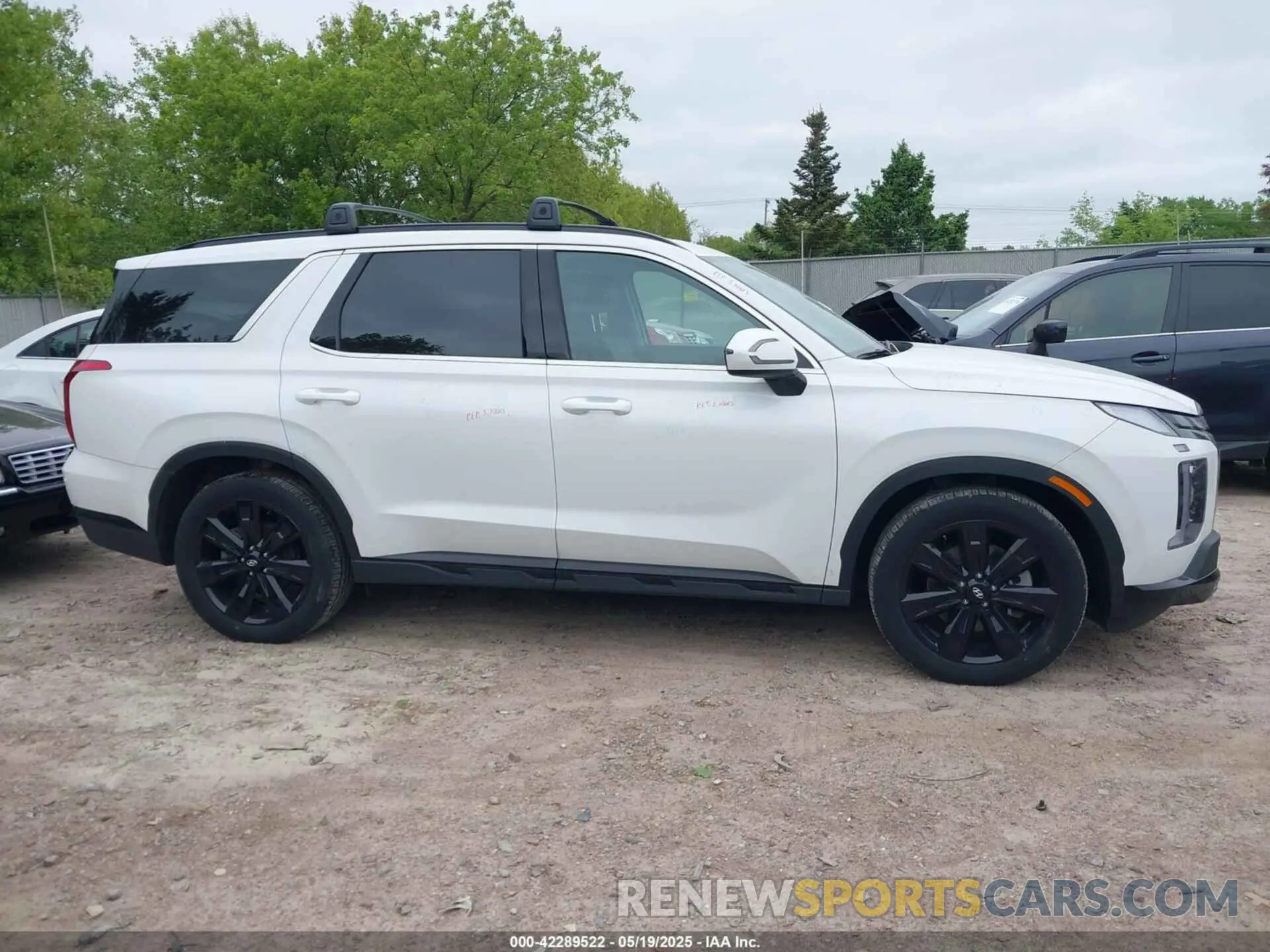 14 Photograph of a damaged car KM8R3DGE3RU671302 HYUNDAI PALISADE 2024