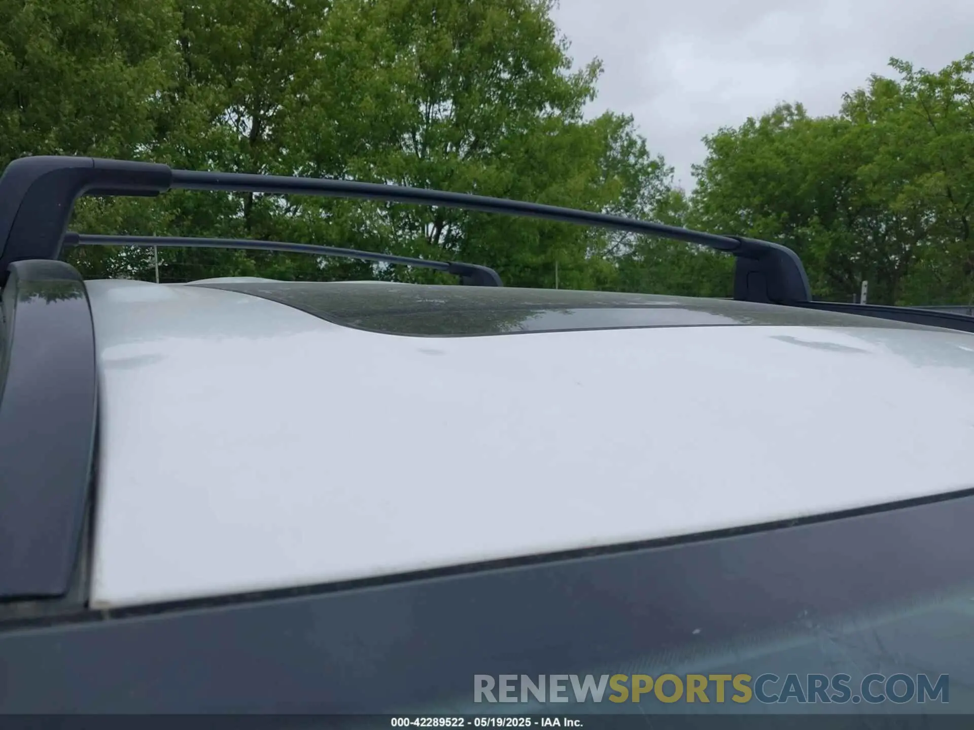 19 Photograph of a damaged car KM8R3DGE3RU671302 HYUNDAI PALISADE 2024