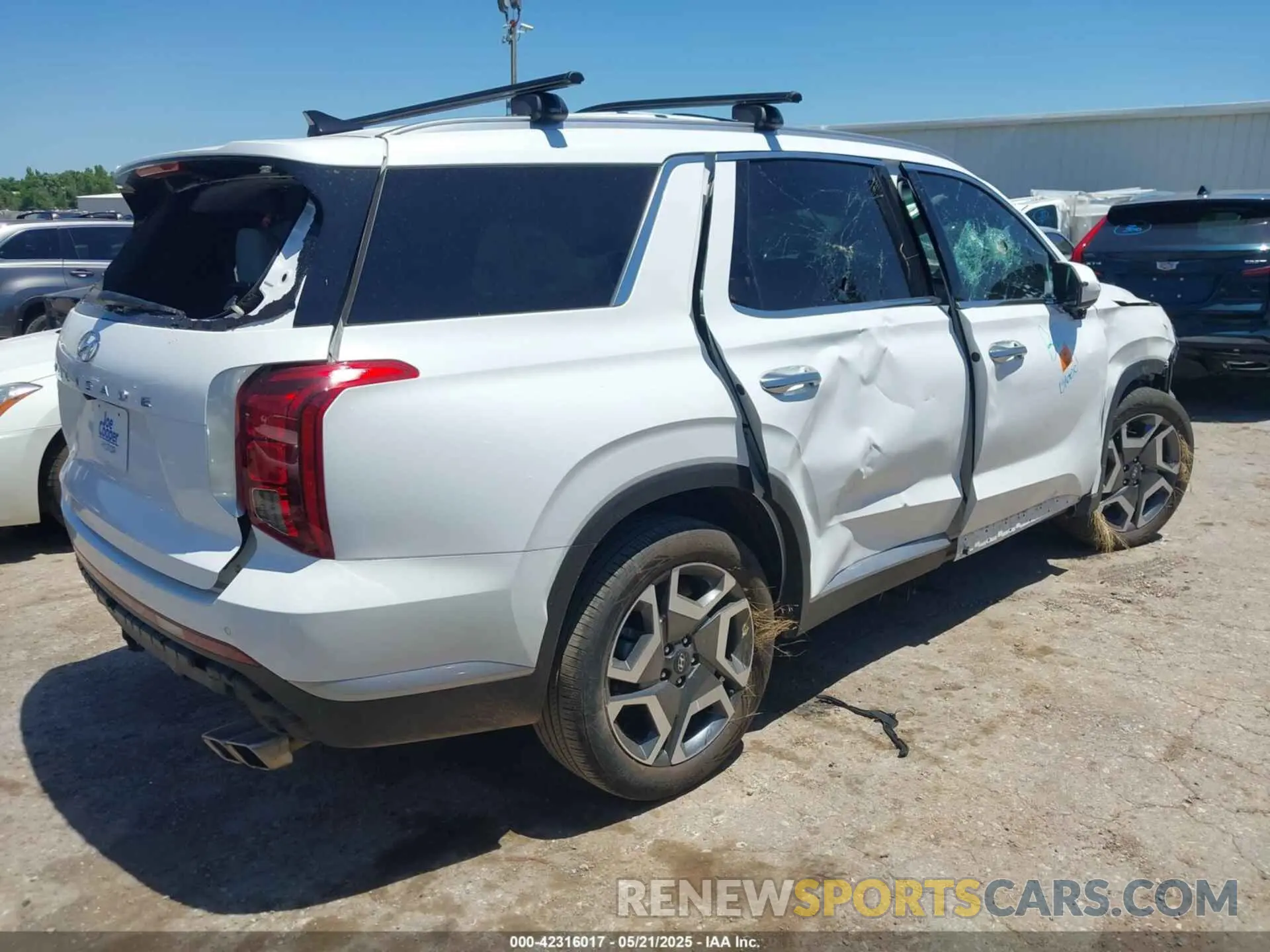 4 Photograph of a damaged car KM8R44GE4RU798248 HYUNDAI PALISADE 2024