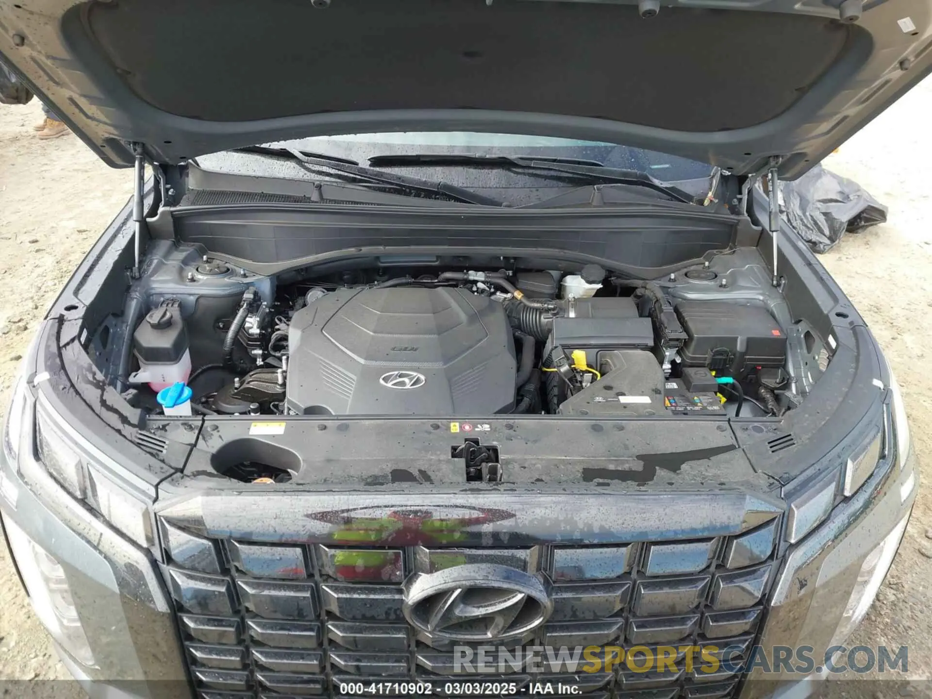 10 Photograph of a damaged car KM8R44GE5RU790384 HYUNDAI PALISADE 2024