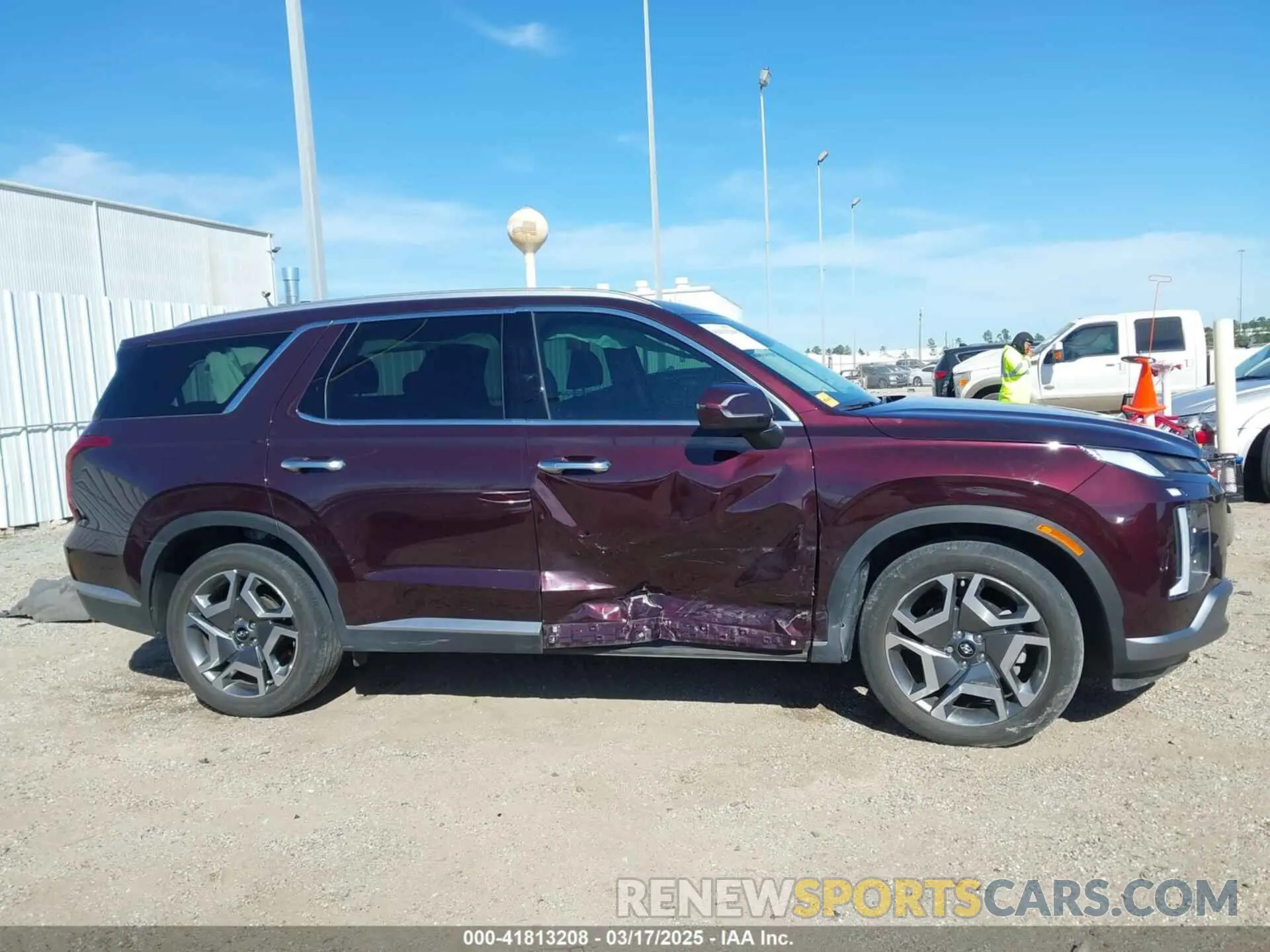 13 Photograph of a damaged car KM8R44GE6RU650537 HYUNDAI PALISADE 2024