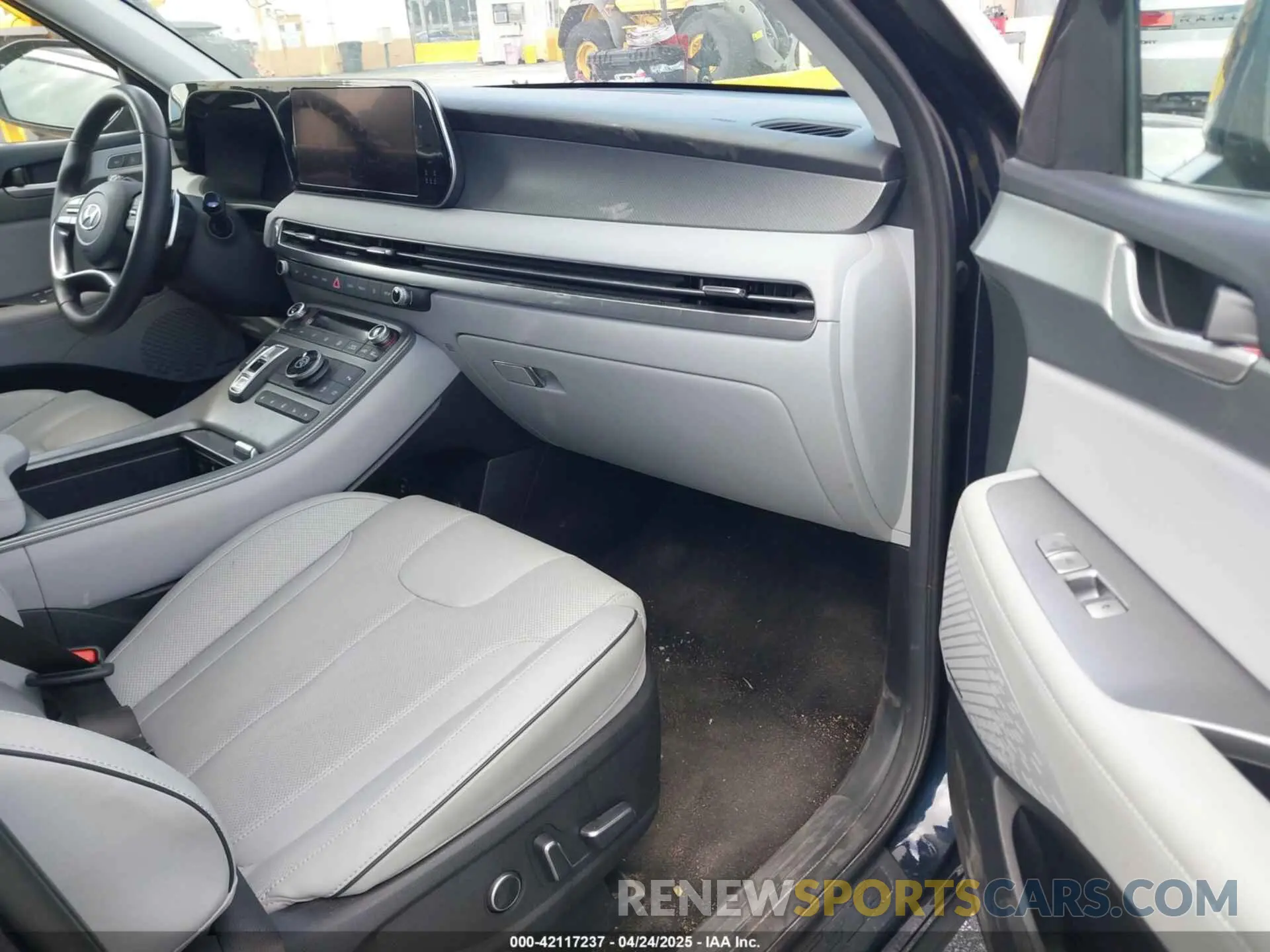 5 Photograph of a damaged car KM8R44GEXRU716622 HYUNDAI PALISADE 2024