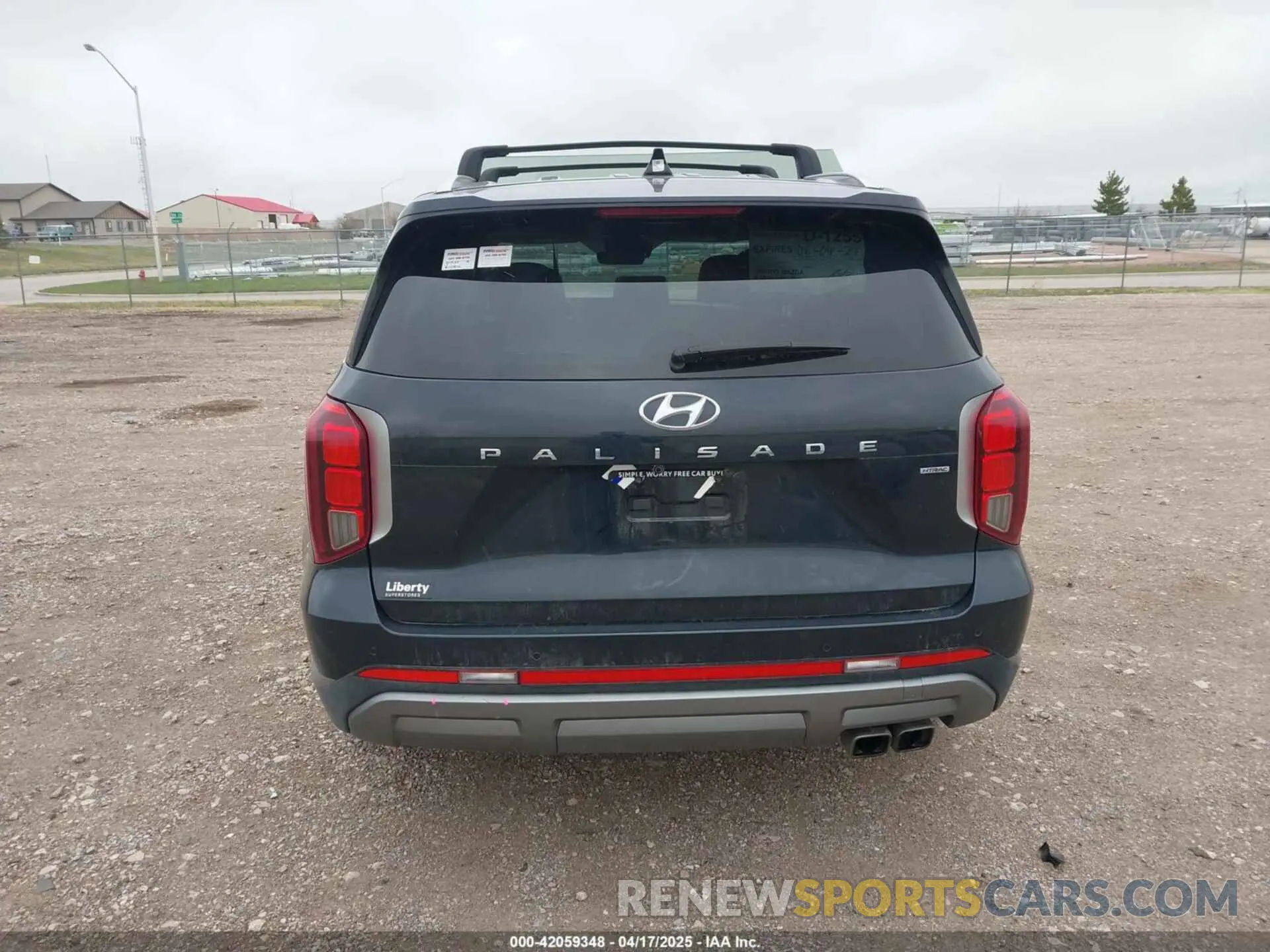 16 Photograph of a damaged car KM8R4DGE0RU765876 HYUNDAI PALISADE 2024