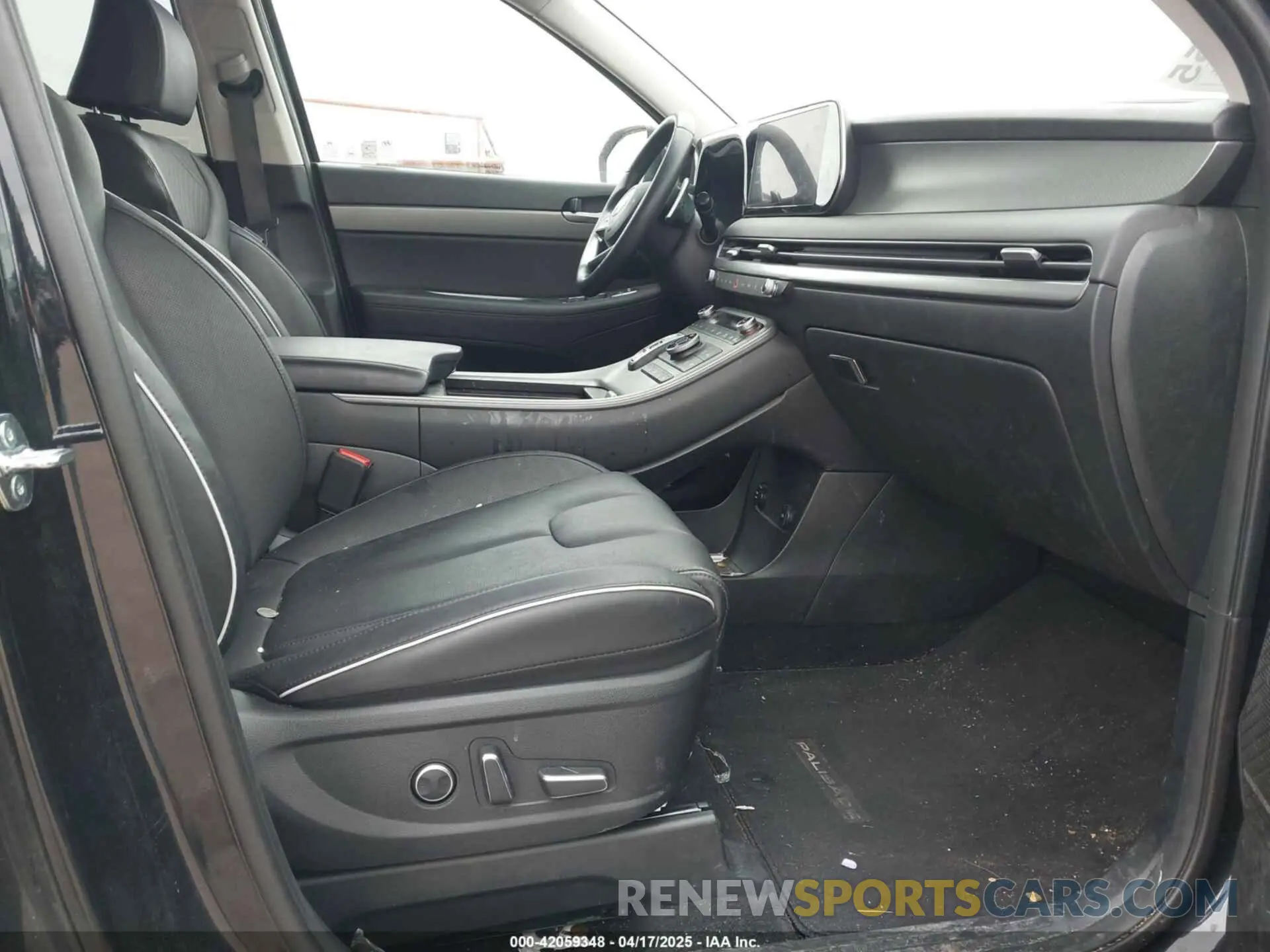 5 Photograph of a damaged car KM8R4DGE0RU765876 HYUNDAI PALISADE 2024
