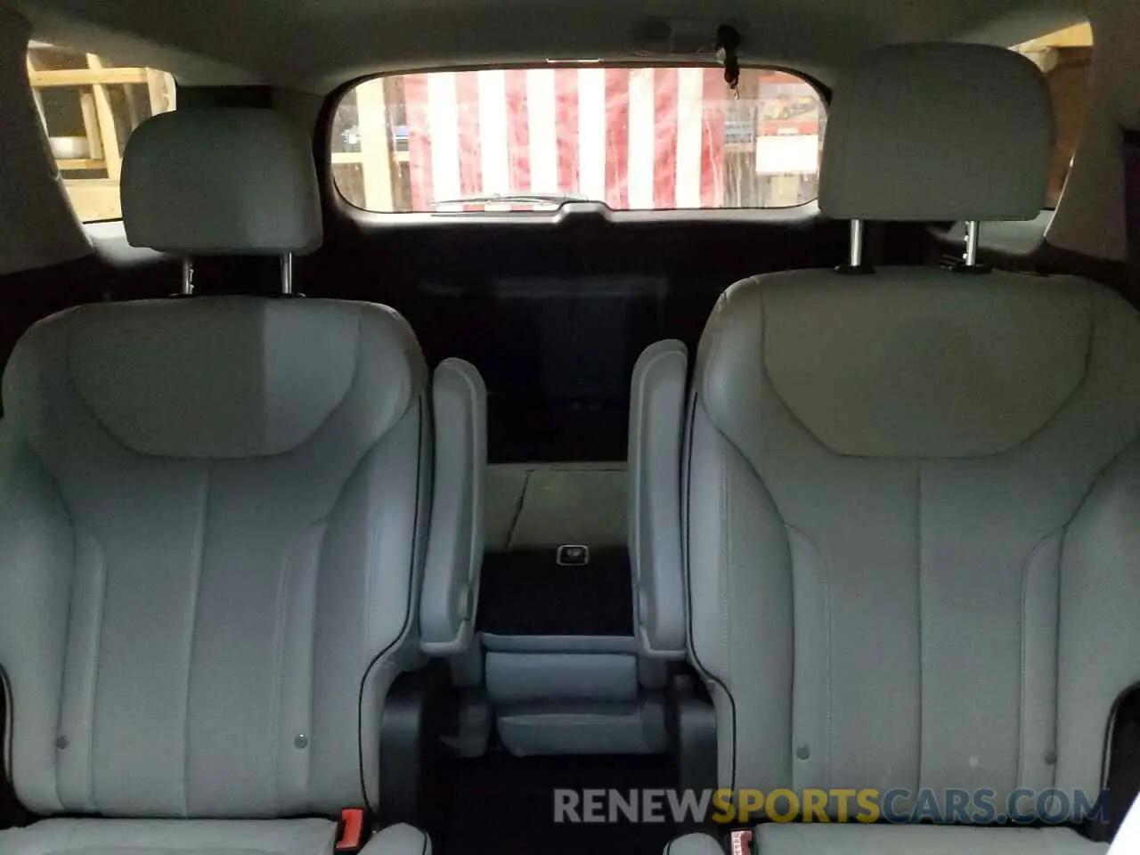 10 Photograph of a damaged car KM8R4DGE4RU722853 HYUNDAI PALISADE 2024