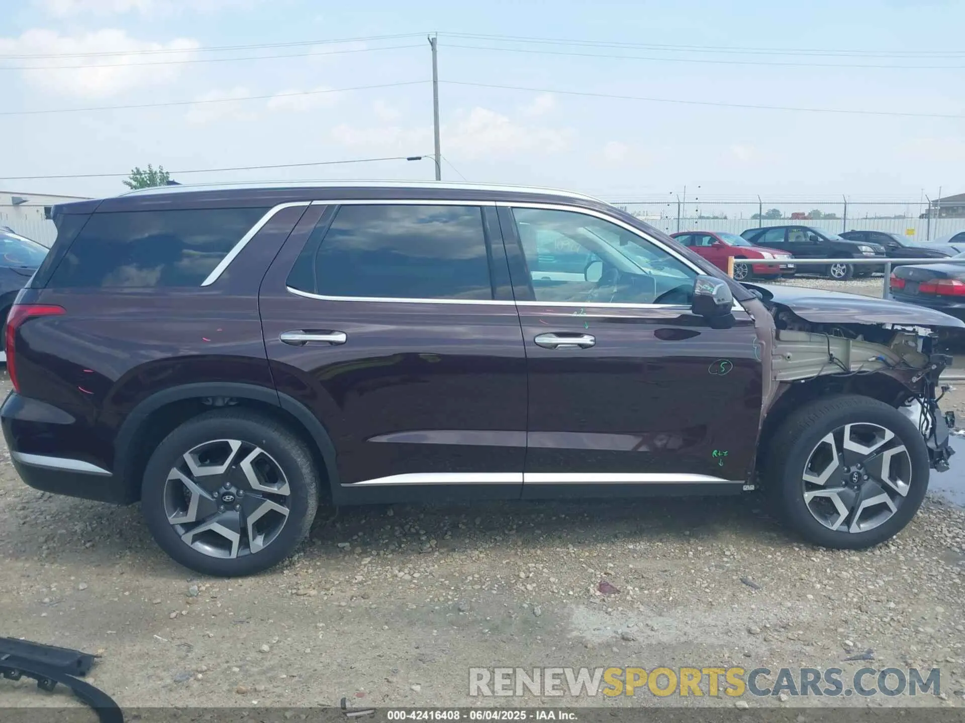 14 Photograph of a damaged car KM8R4DGE7RU807203 HYUNDAI PALISADE 2024