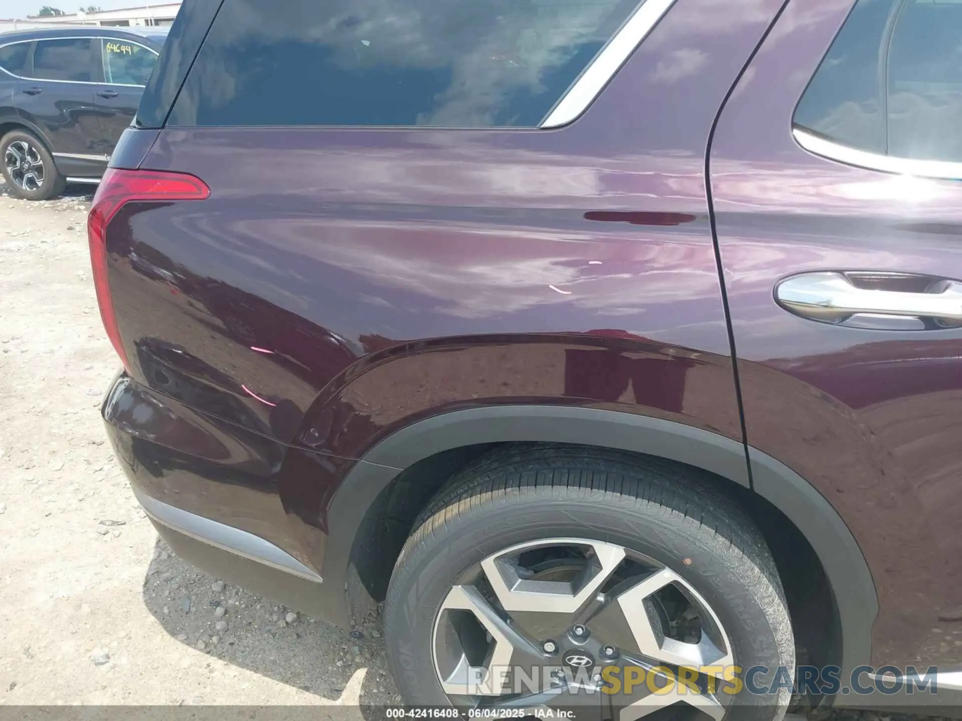 21 Photograph of a damaged car KM8R4DGE7RU807203 HYUNDAI PALISADE 2024