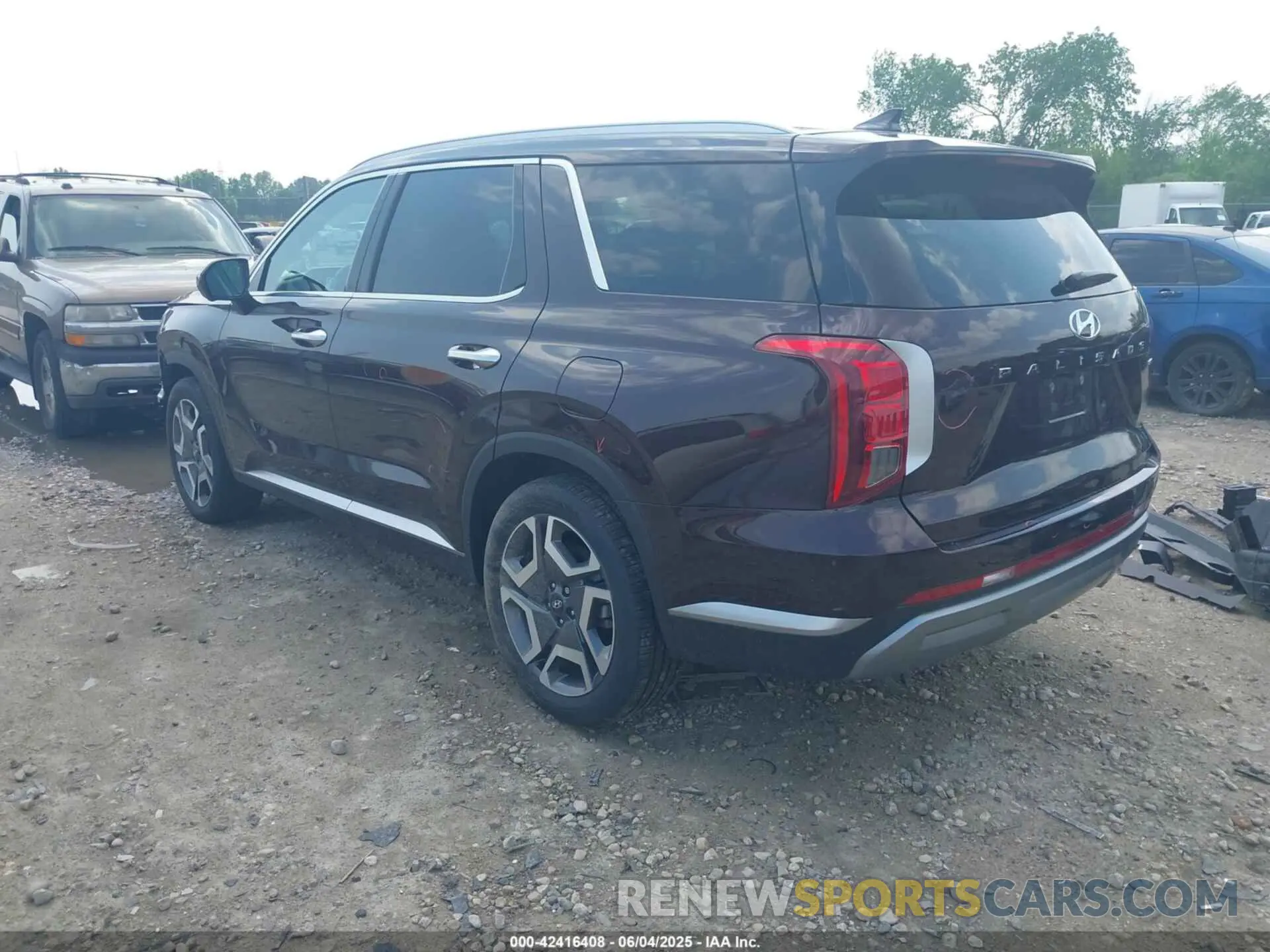 3 Photograph of a damaged car KM8R4DGE7RU807203 HYUNDAI PALISADE 2024