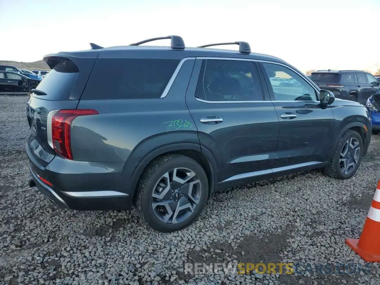 3 Photograph of a damaged car KM8R4DGE8RU734715 HYUNDAI PALISADE 2024