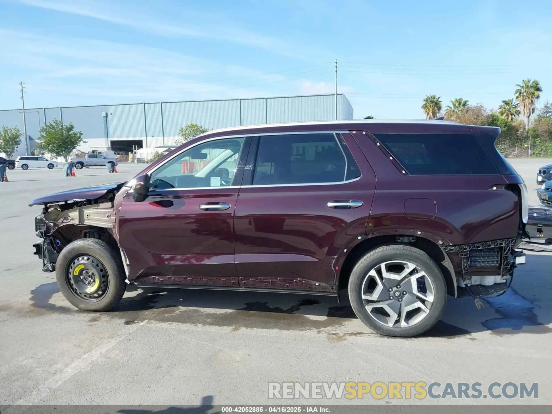14 Photograph of a damaged car KM8R54GE2RU678722 HYUNDAI PALISADE 2024