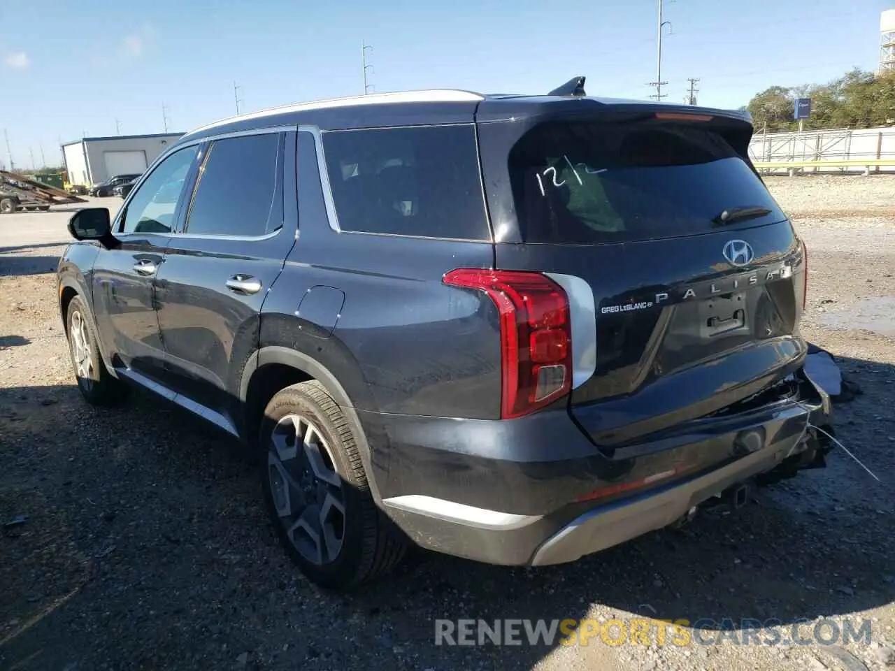 2 Photograph of a damaged car KM8R54GE2RU766556 HYUNDAI PALISADE 2024