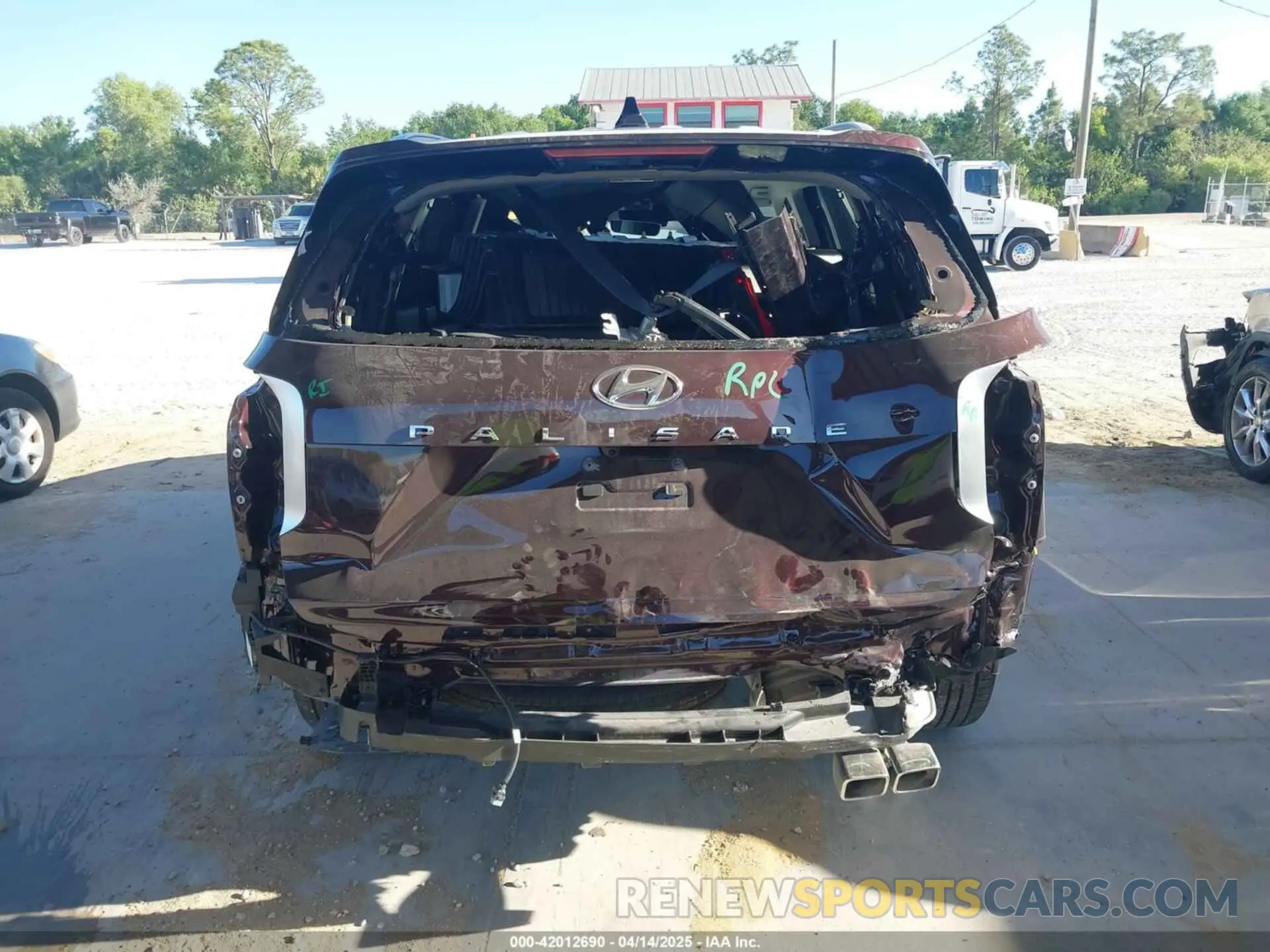 6 Photograph of a damaged car KM8R54GE2RU806263 HYUNDAI PALISADE 2024