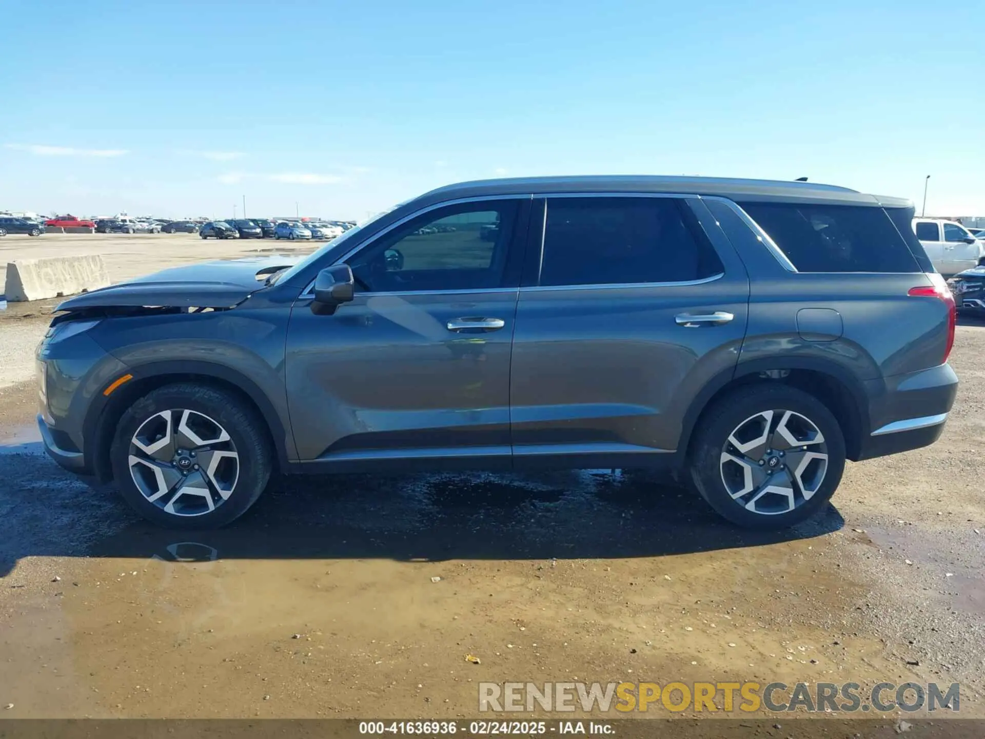 14 Photograph of a damaged car KM8R54GE6RU762168 HYUNDAI PALISADE 2024