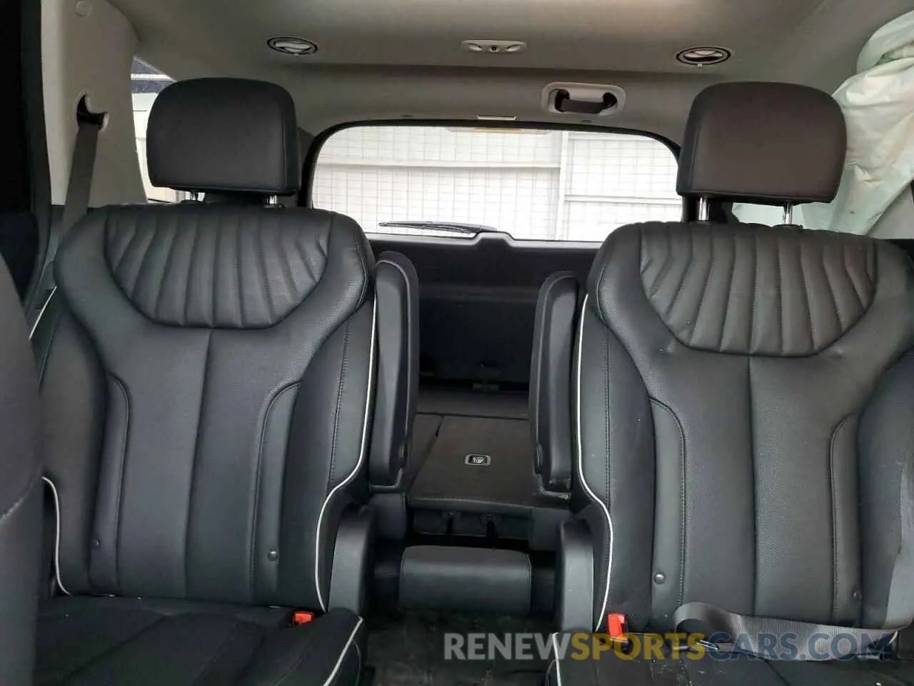 10 Photograph of a damaged car KM8R54GE9RU731125 HYUNDAI PALISADE 2024