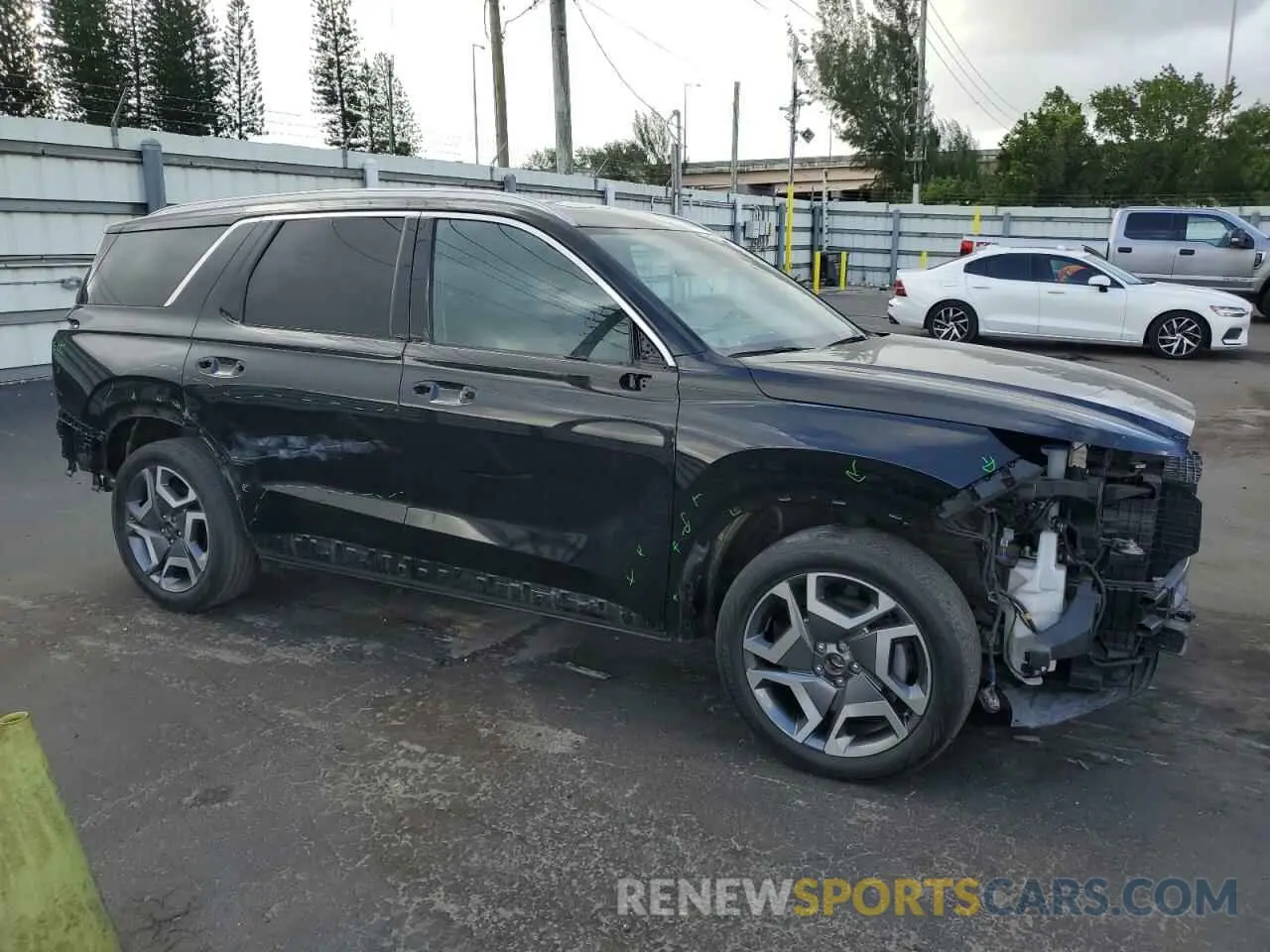4 Photograph of a damaged car KM8R54GEXRU690911 HYUNDAI PALISADE 2024
