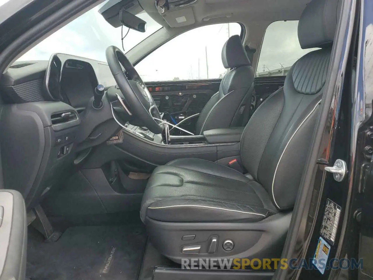 7 Photograph of a damaged car KM8R54GEXRU690911 HYUNDAI PALISADE 2024