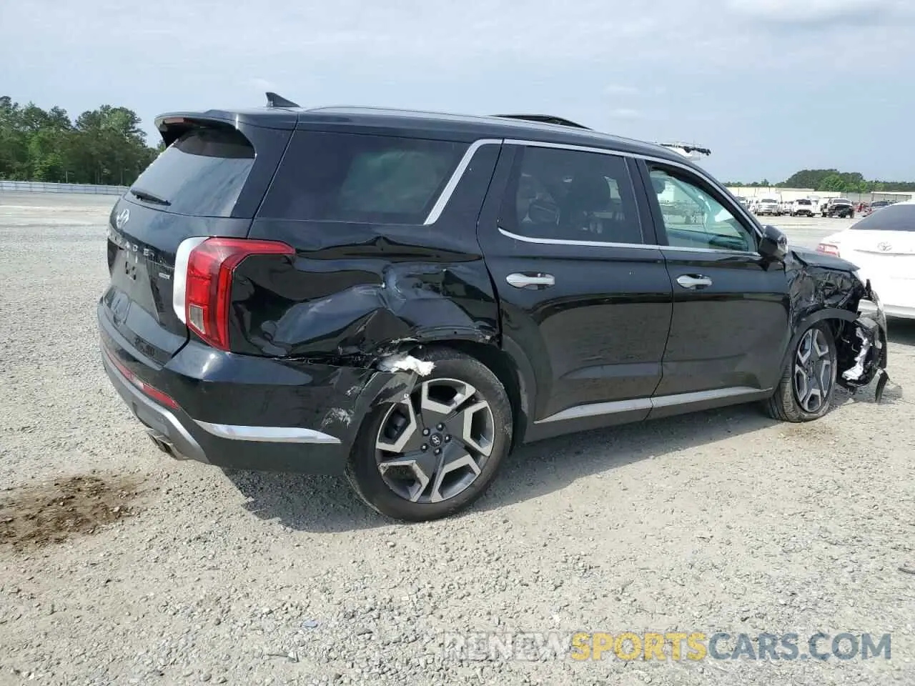 3 Photograph of a damaged car KM8R5DGE0RU785025 HYUNDAI PALISADE 2024