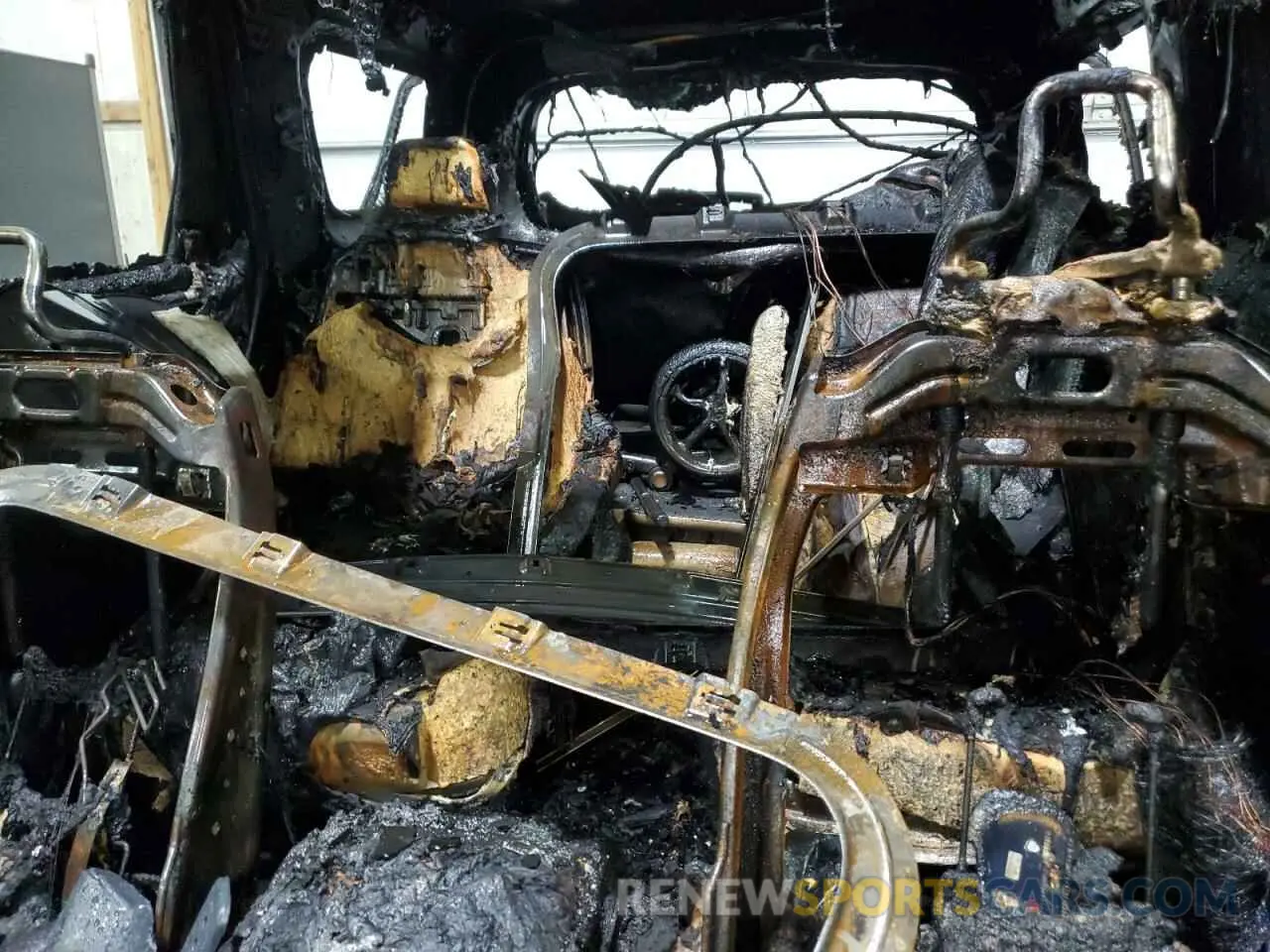 10 Photograph of a damaged car KM8R5DGE1RU700015 HYUNDAI PALISADE 2024