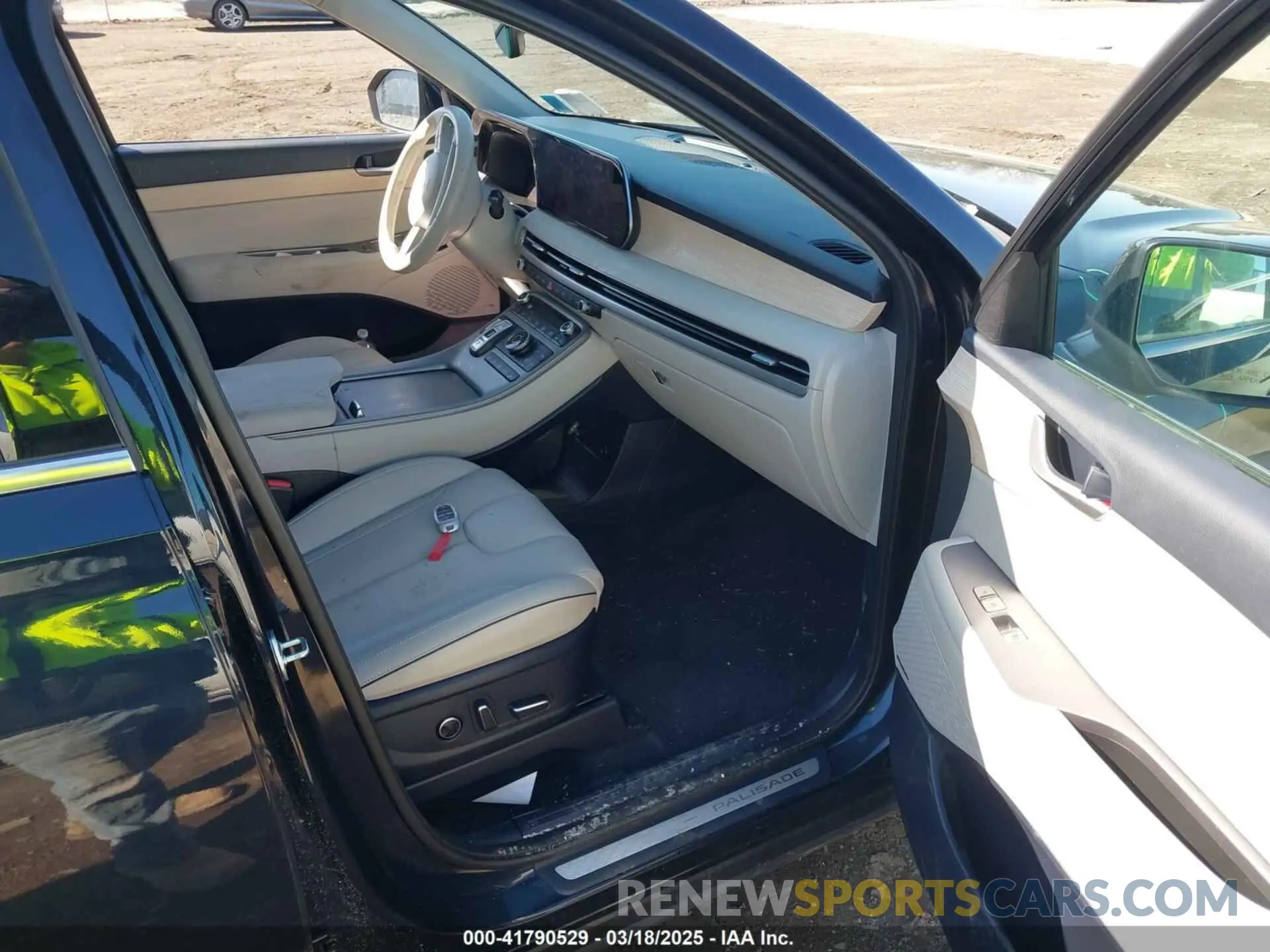 5 Photograph of a damaged car KM8R5DGE1RU725867 HYUNDAI PALISADE 2024