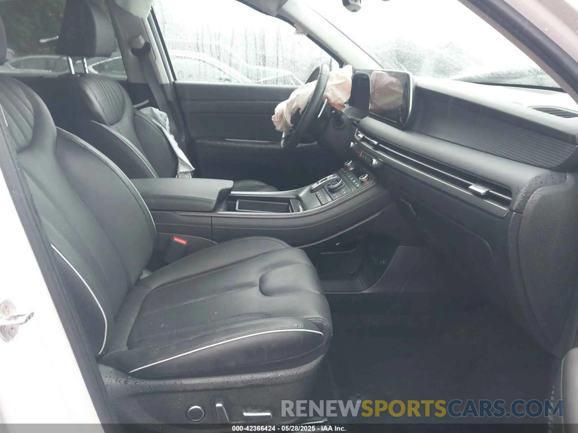 5 Photograph of a damaged car KM8R5DGE3RU740547 HYUNDAI PALISADE 2024