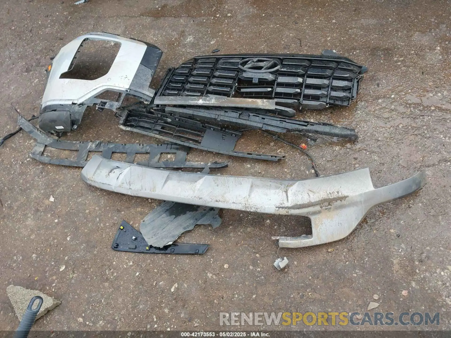 11 Photograph of a damaged car KM8R5DGE4RU650923 HYUNDAI PALISADE 2024