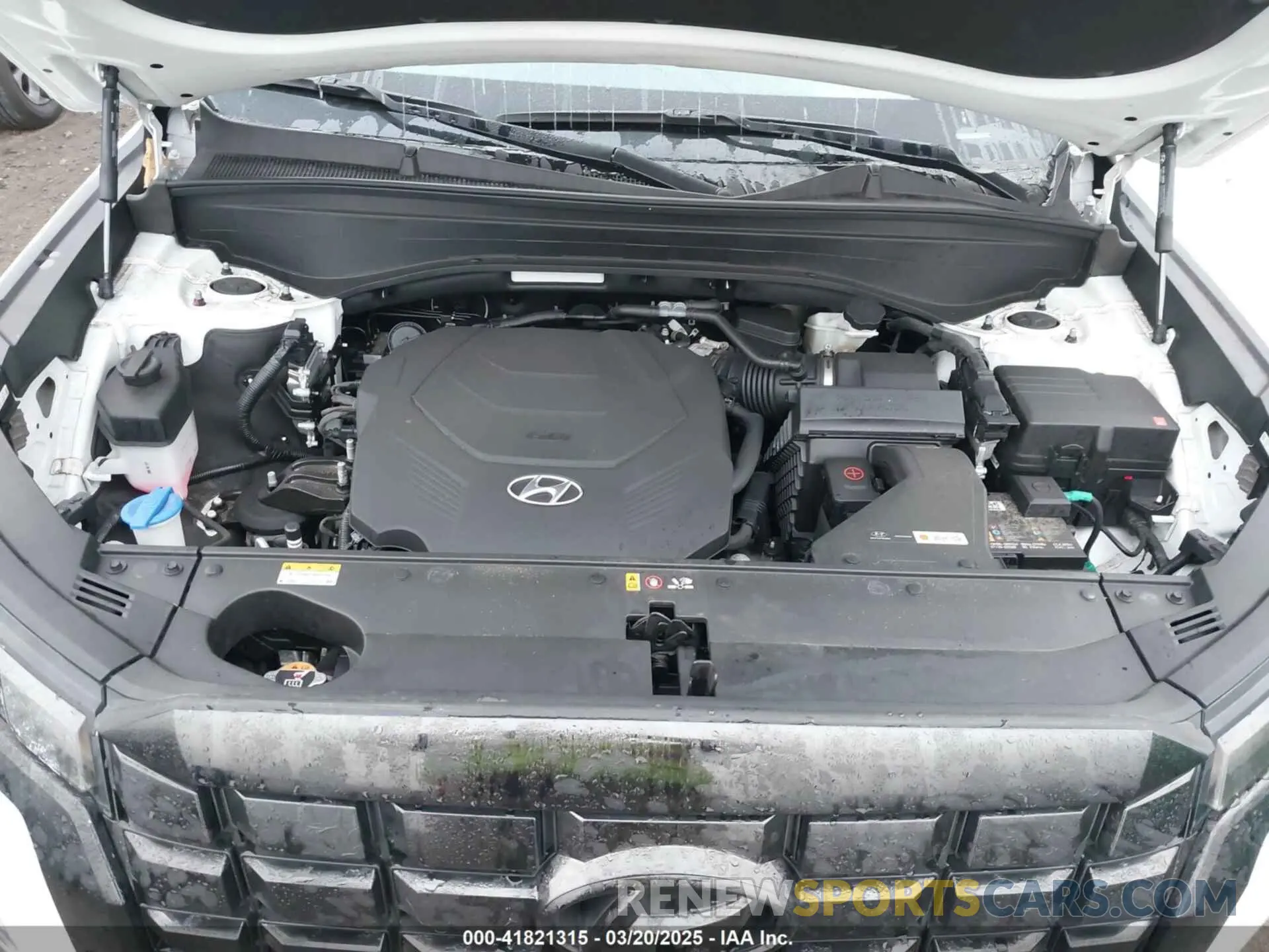 10 Photograph of a damaged car KM8R5DGE4RU718167 HYUNDAI PALISADE 2024