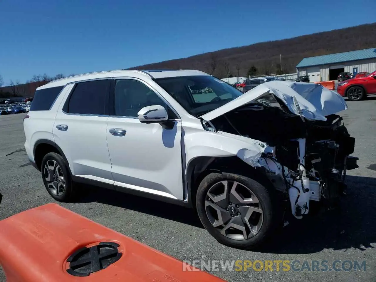 4 Photograph of a damaged car KM8R5DGE4RU781947 HYUNDAI PALISADE 2024