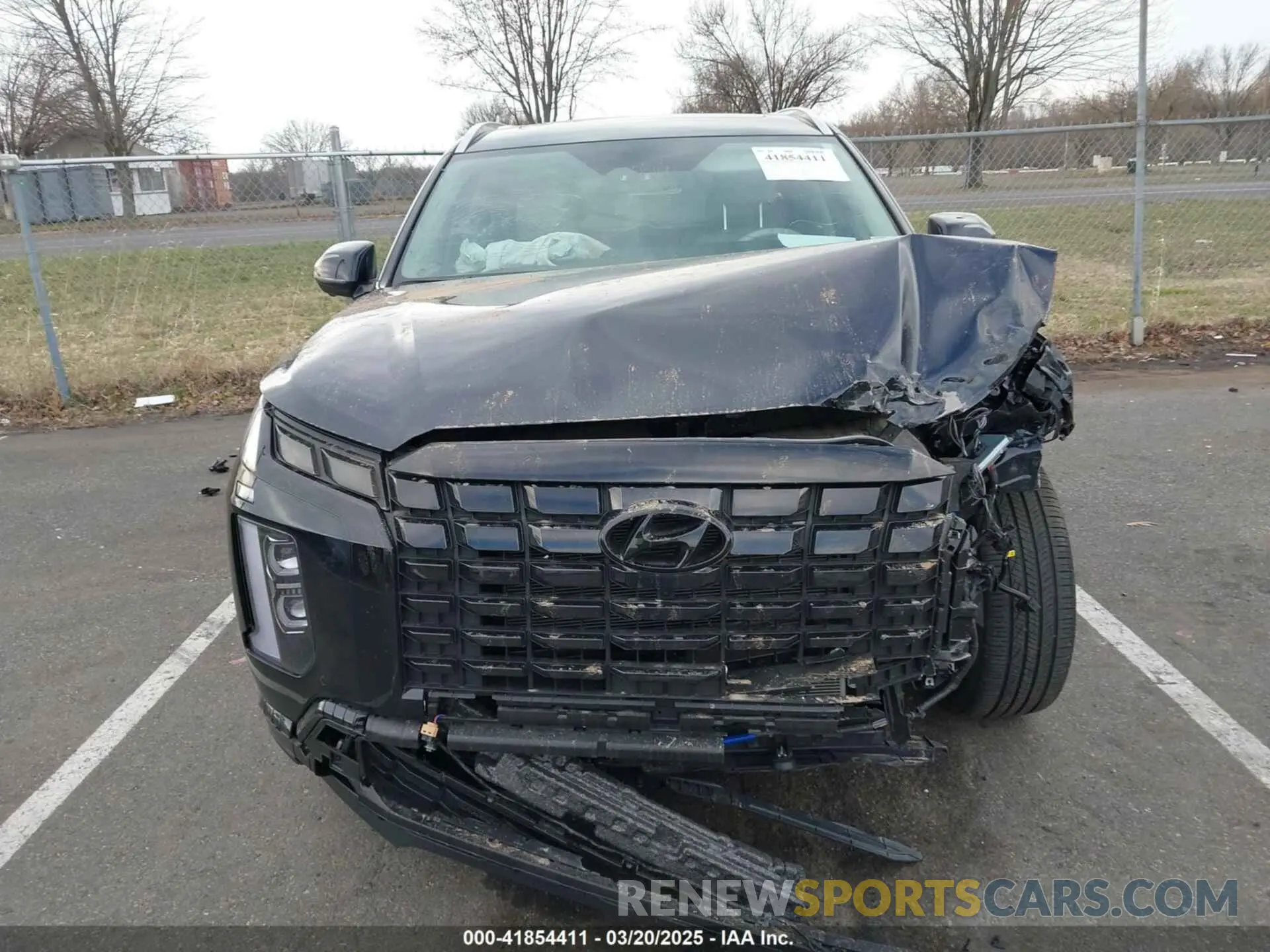 13 Photograph of a damaged car KM8R5DGE8RU704918 HYUNDAI PALISADE 2024