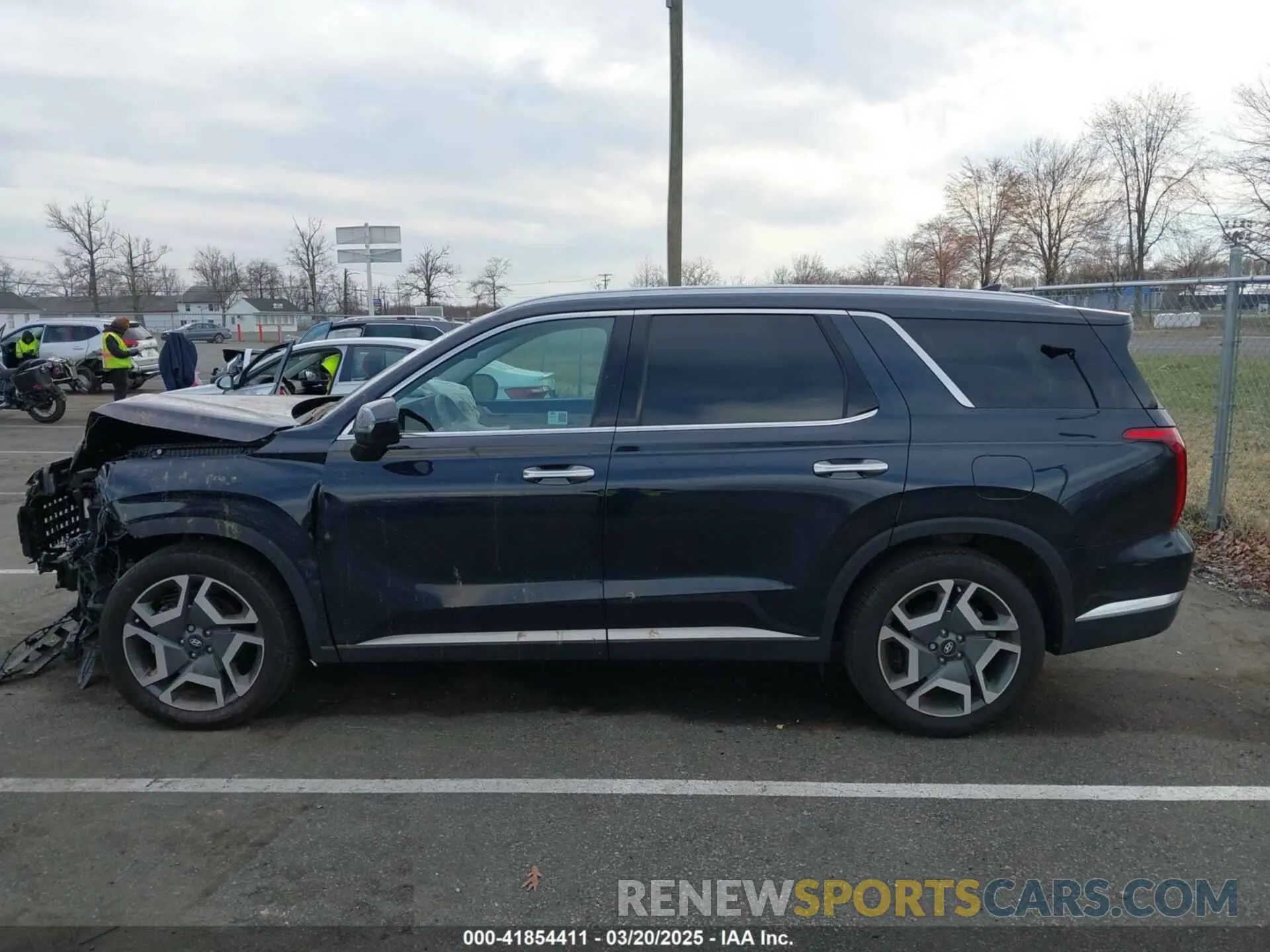 15 Photograph of a damaged car KM8R5DGE8RU704918 HYUNDAI PALISADE 2024