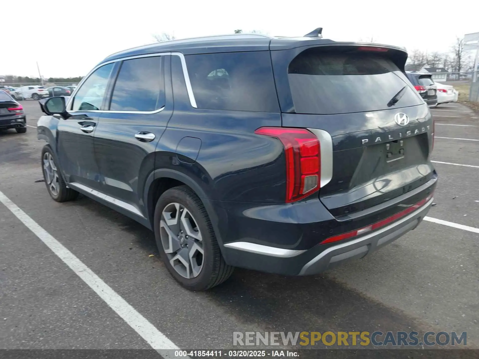 3 Photograph of a damaged car KM8R5DGE8RU704918 HYUNDAI PALISADE 2024