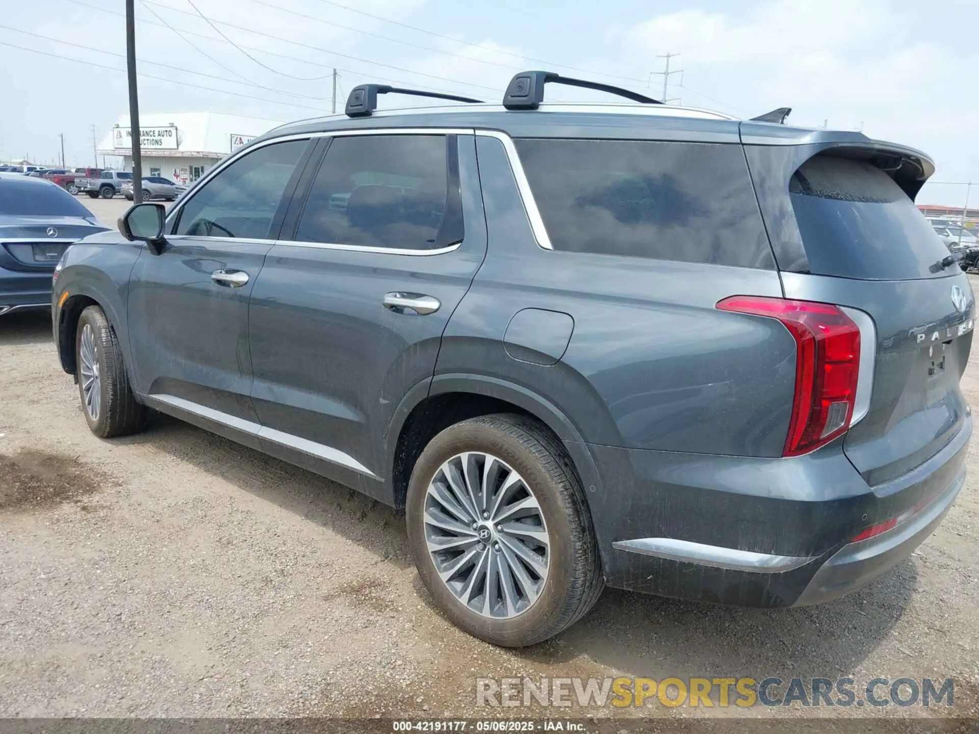 3 Photograph of a damaged car KM8R74GE9RU697553 HYUNDAI PALISADE 2024