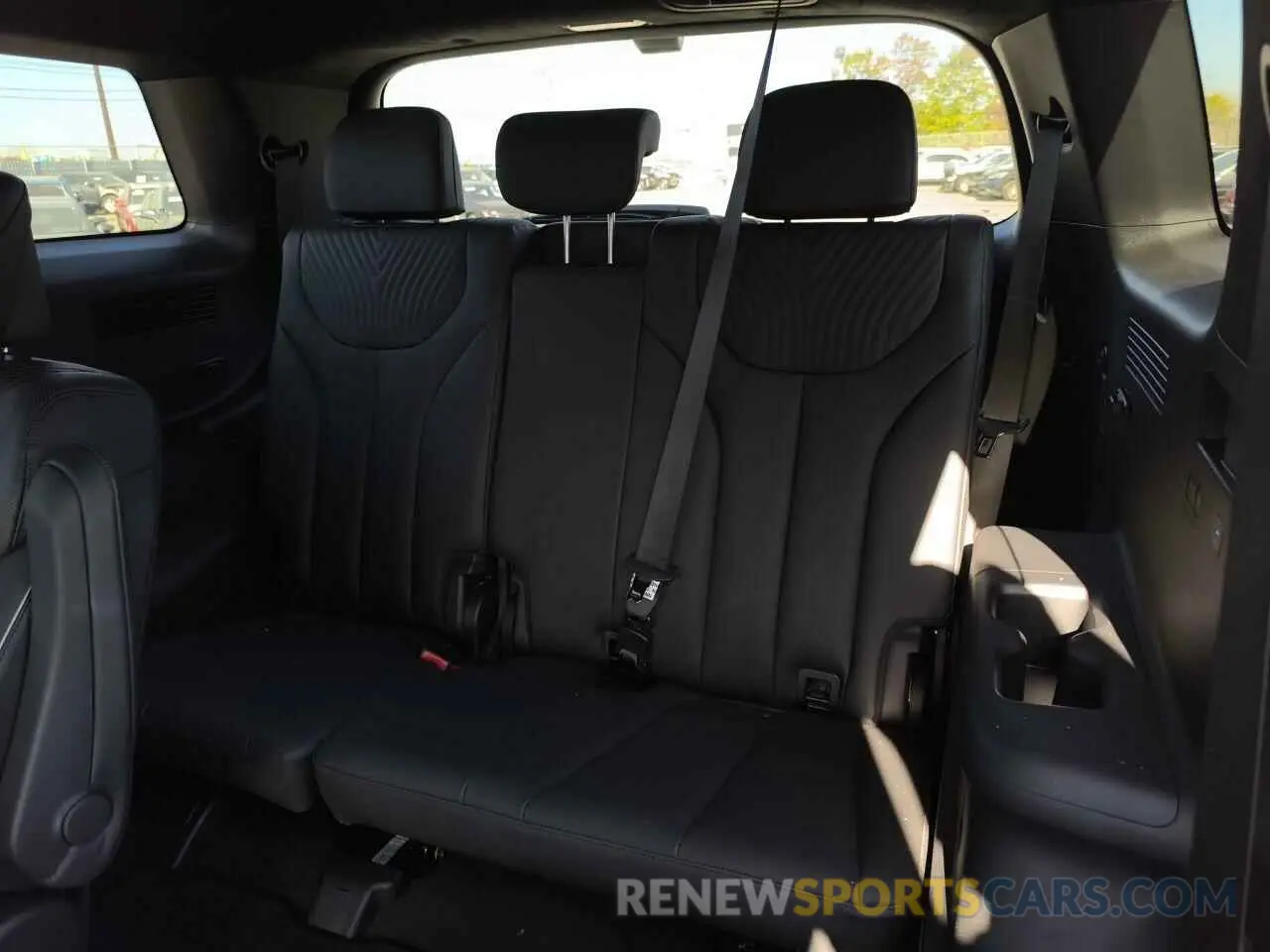 12 Photograph of a damaged car KM8R7DGE0RU690782 HYUNDAI PALISADE 2024