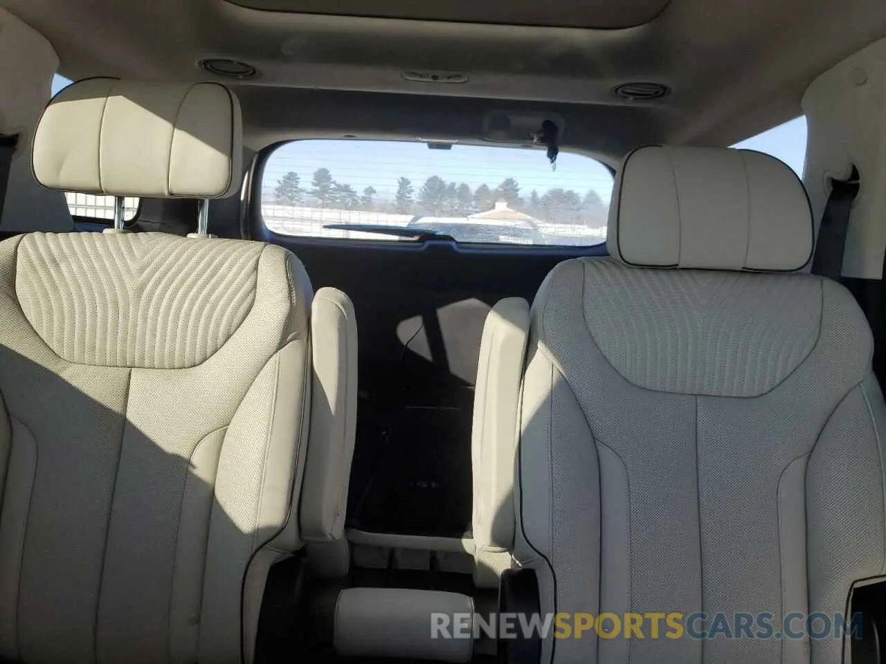 10 Photograph of a damaged car KM8R7DGE0RU703708 HYUNDAI PALISADE 2024
