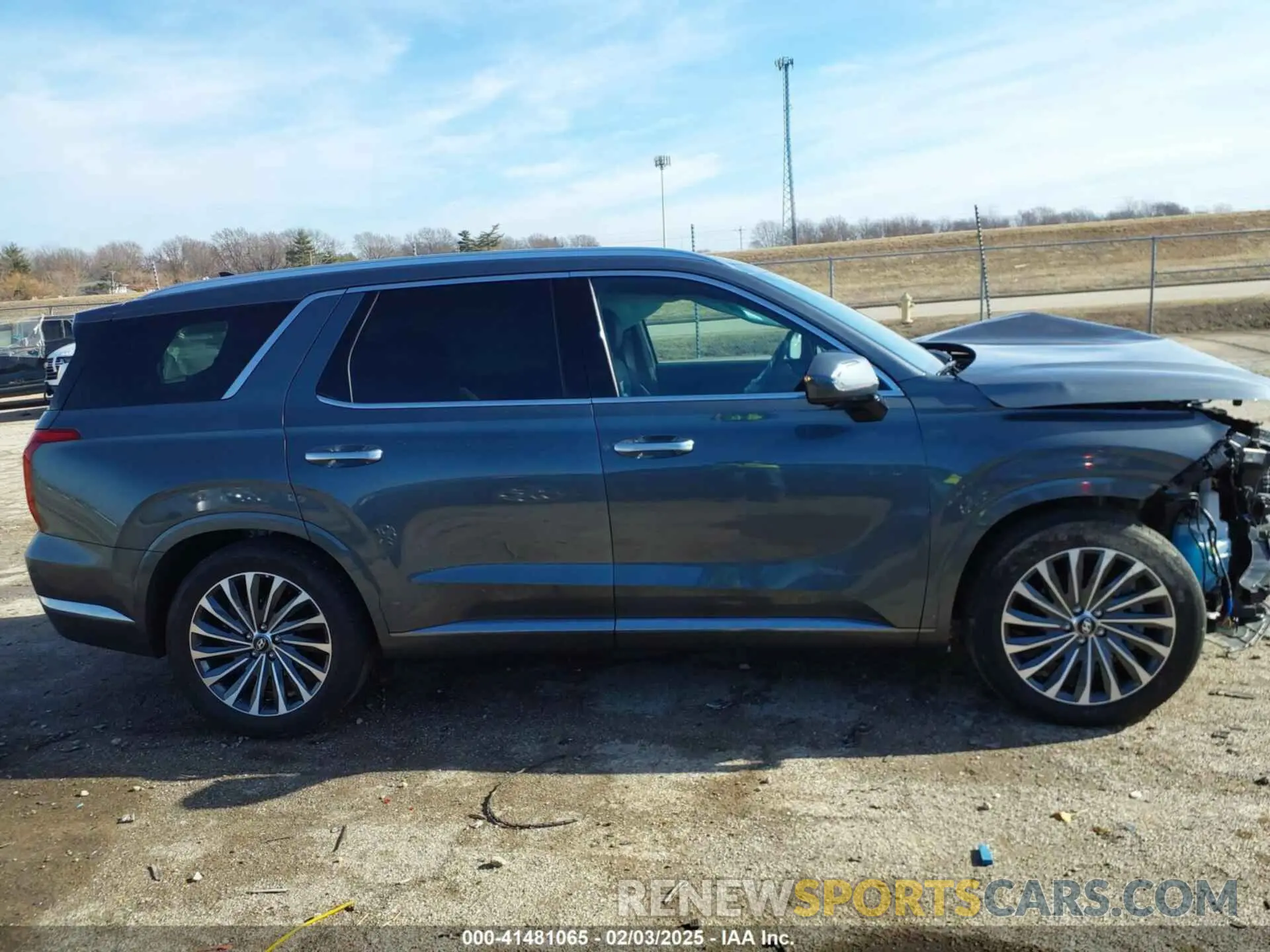 14 Photograph of a damaged car KM8R7DGE0RU743111 HYUNDAI PALISADE 2024