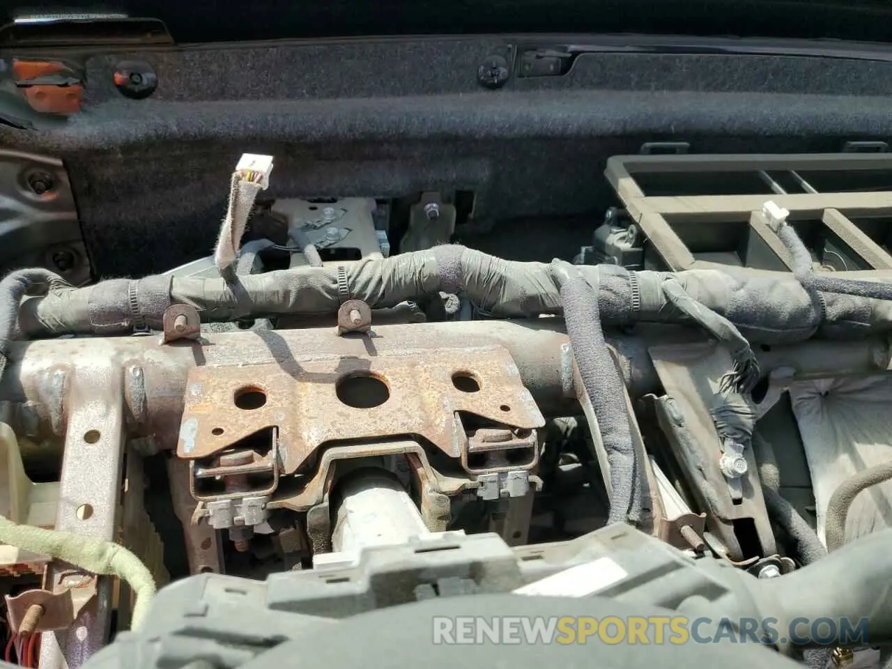 9 Photograph of a damaged car KM8R7DGE0RU763438 HYUNDAI PALISADE 2024
