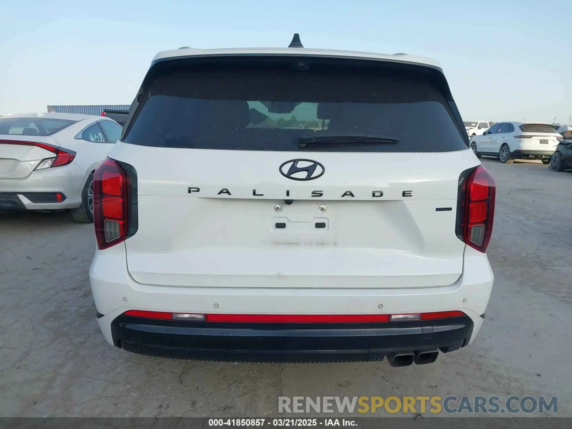 17 Photograph of a damaged car KM8R7DGE2RU763909 HYUNDAI PALISADE 2024