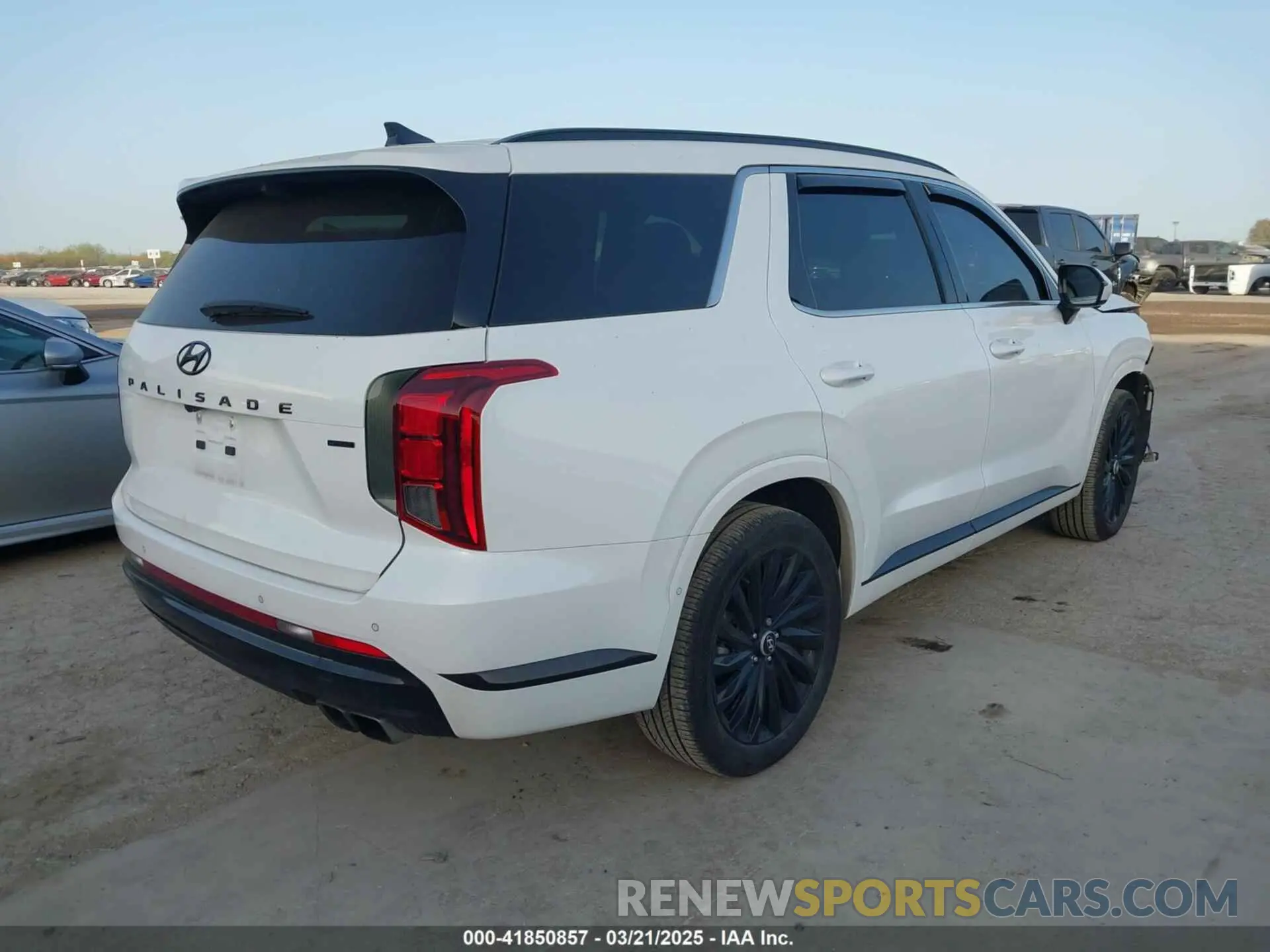 4 Photograph of a damaged car KM8R7DGE2RU763909 HYUNDAI PALISADE 2024