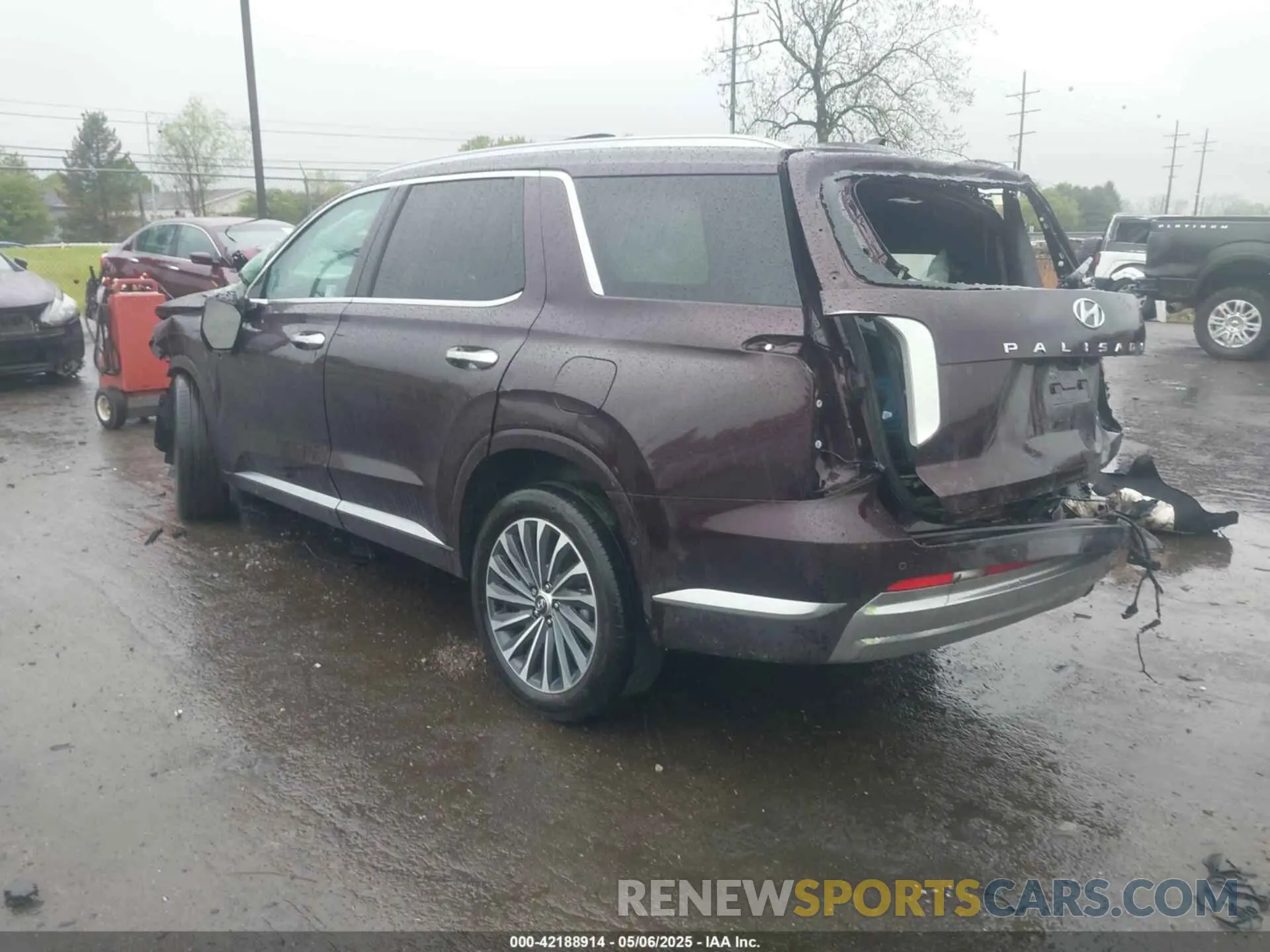 3 Photograph of a damaged car KM8R7DGE2RU787773 HYUNDAI PALISADE 2024