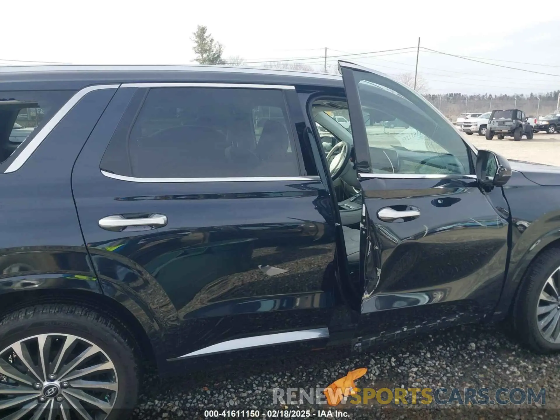 14 Photograph of a damaged car KM8R7DGE3RU754104 HYUNDAI PALISADE 2024