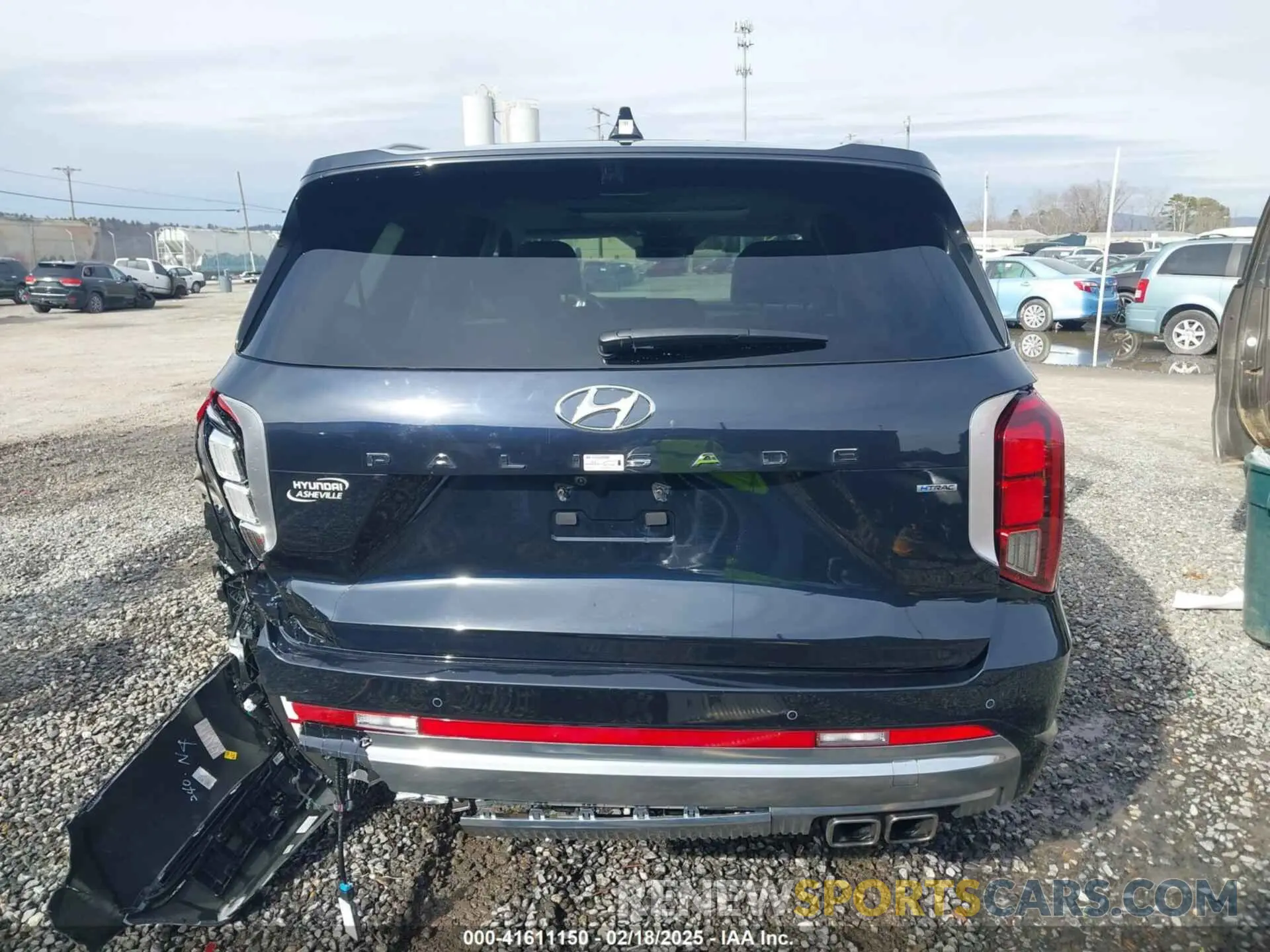 17 Photograph of a damaged car KM8R7DGE3RU754104 HYUNDAI PALISADE 2024