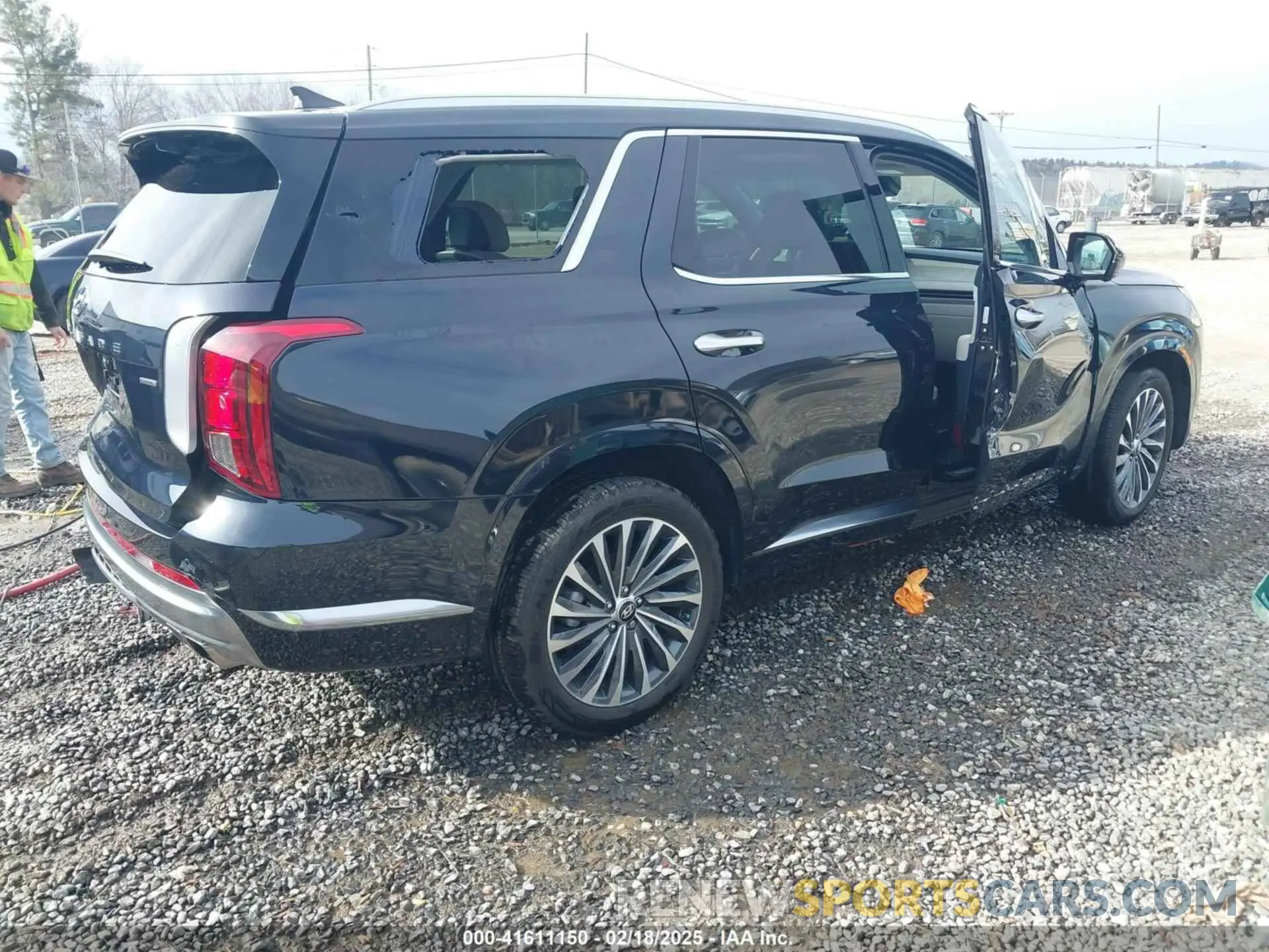 4 Photograph of a damaged car KM8R7DGE3RU754104 HYUNDAI PALISADE 2024